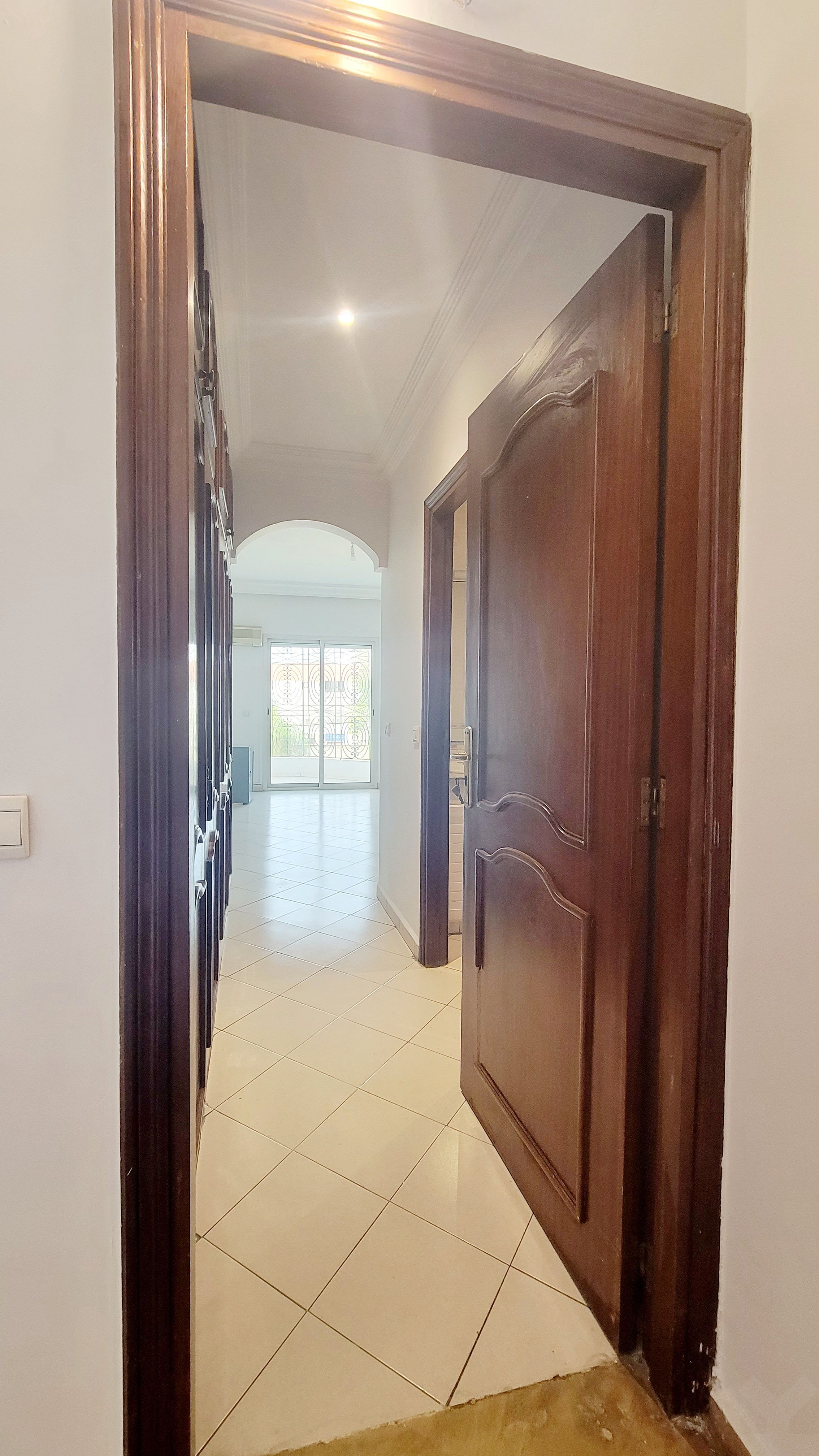 Appartement 270 m² à Hopitaux — 10