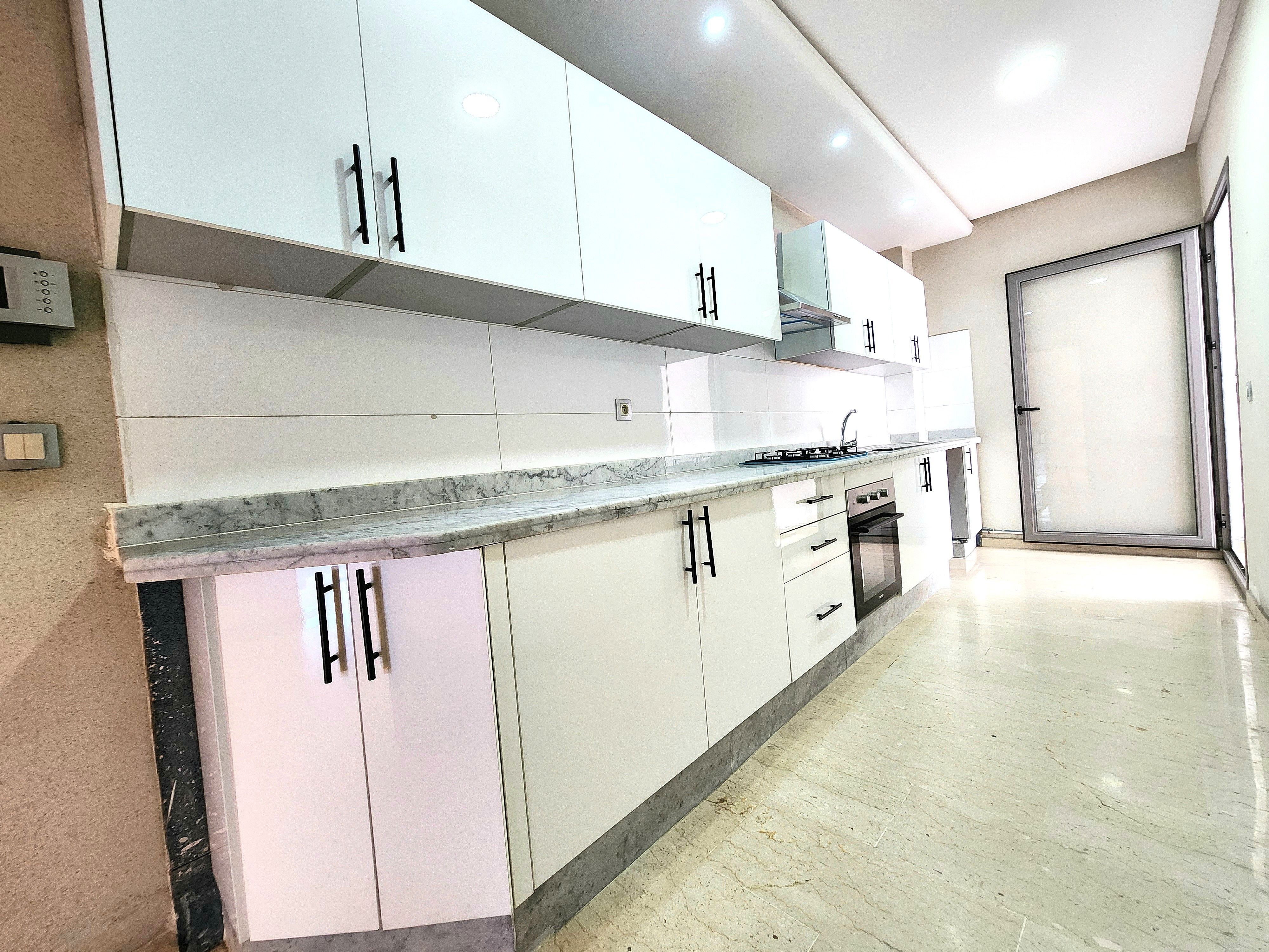 Appartement 129 m² à Hopitaux — 11