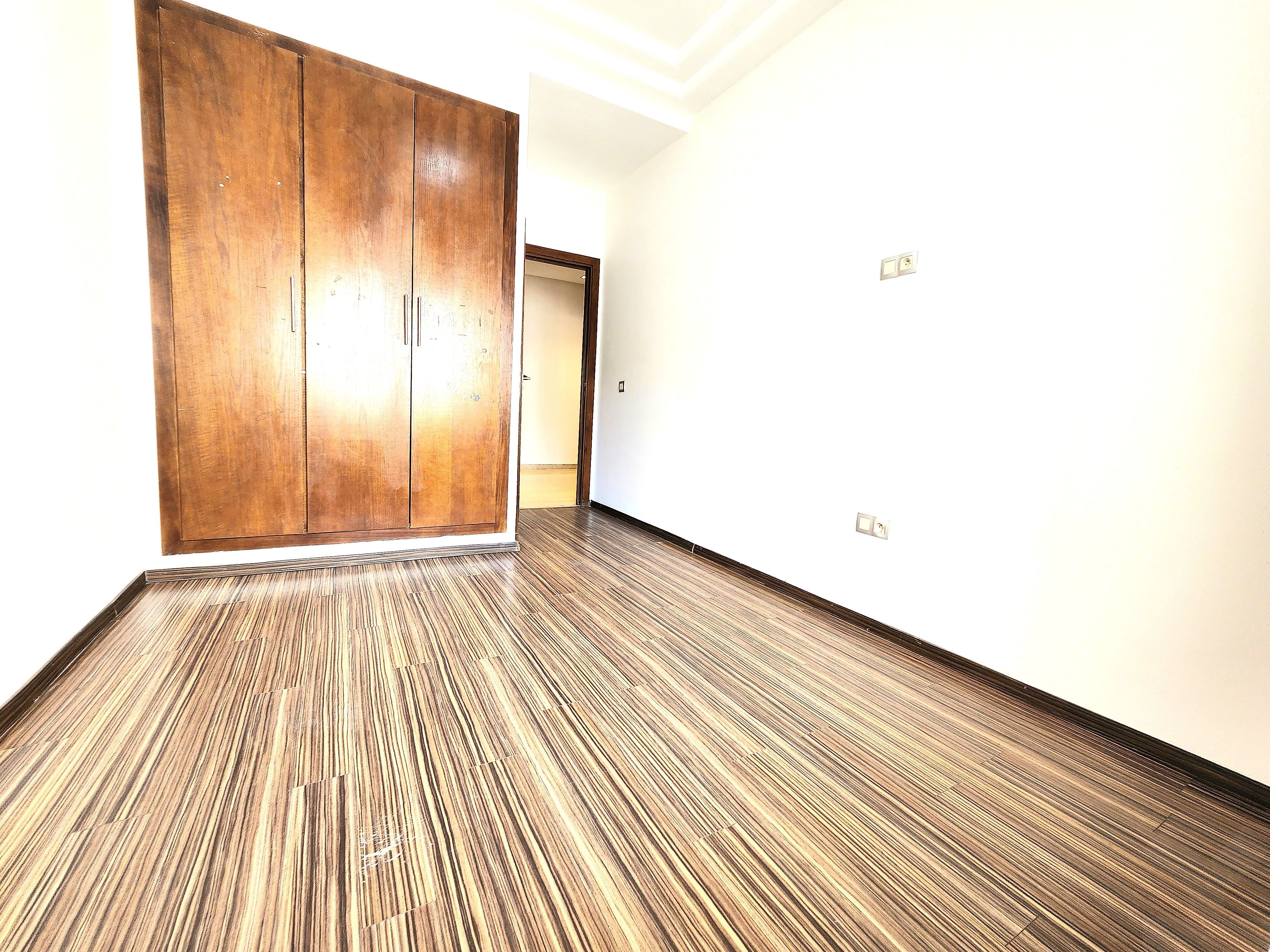 Appartement 129 m² à Hopitaux — 8