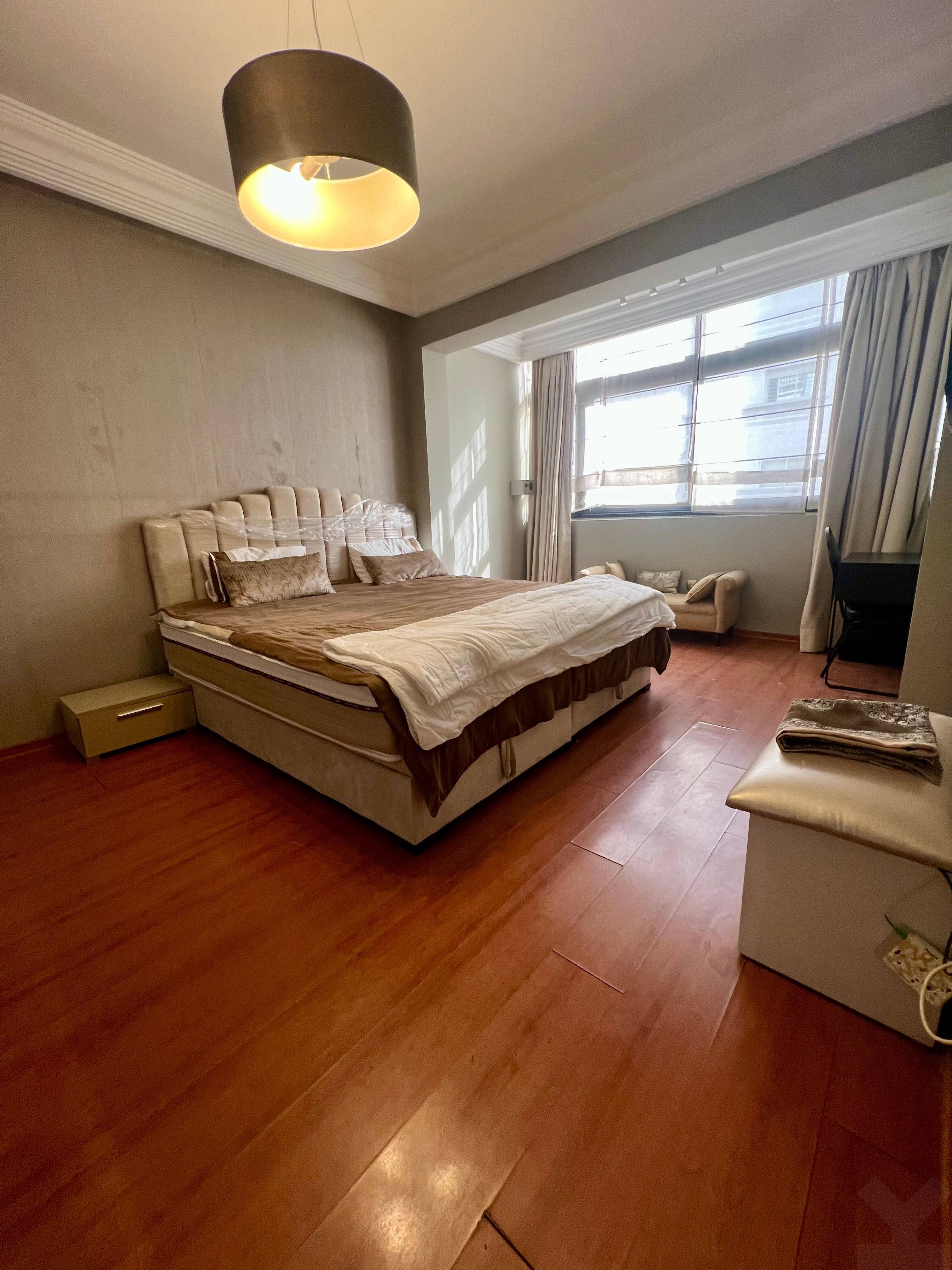 Appartement 210 m² à Hopitaux — 21