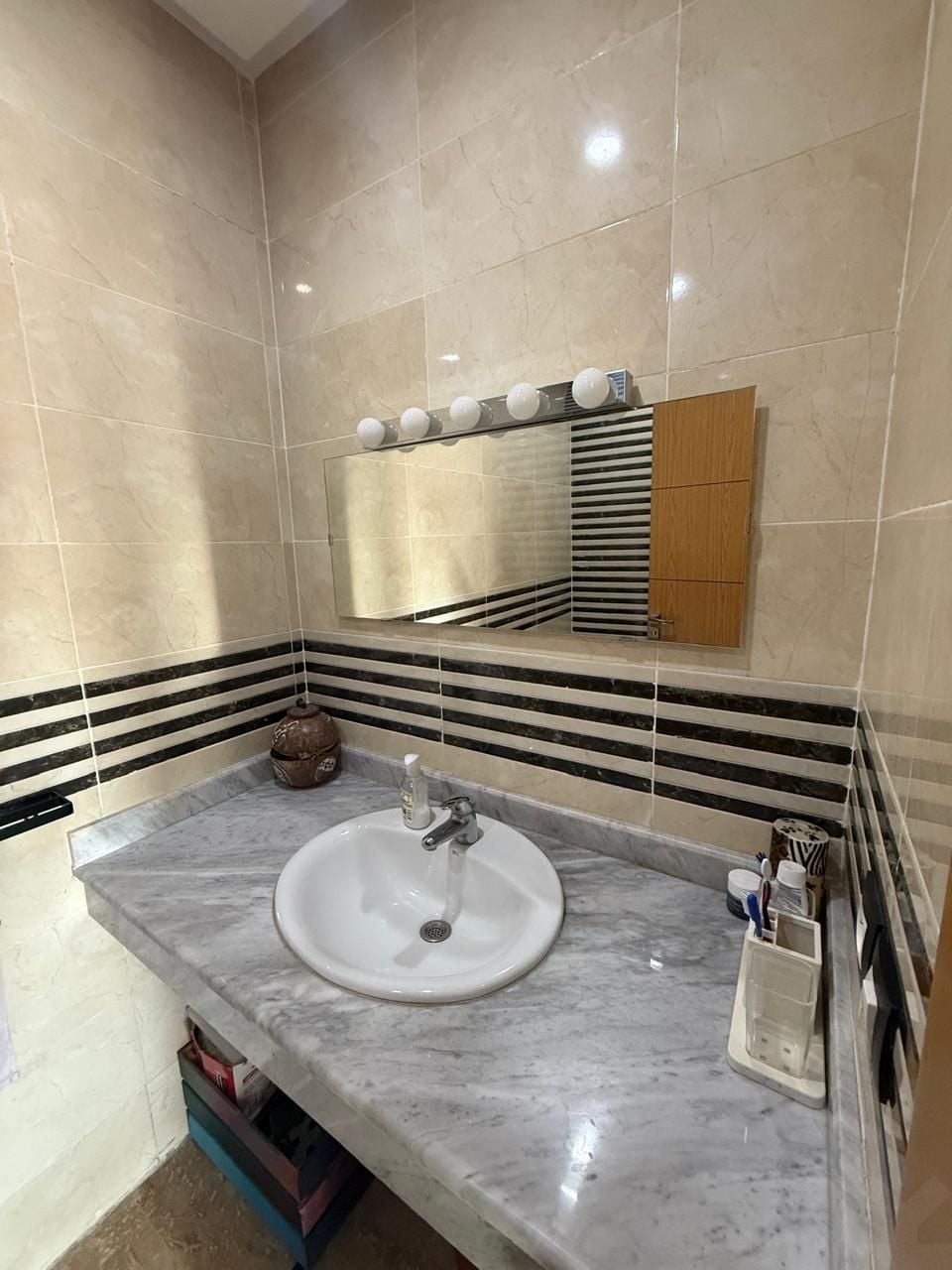 Appartement 81 m² à Hopitaux — 11