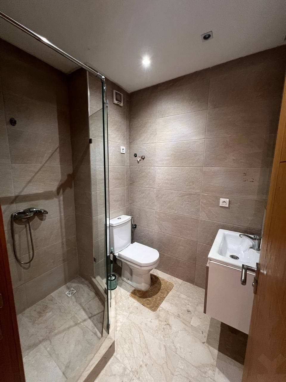 Appartement 98 m² à Californie — 16