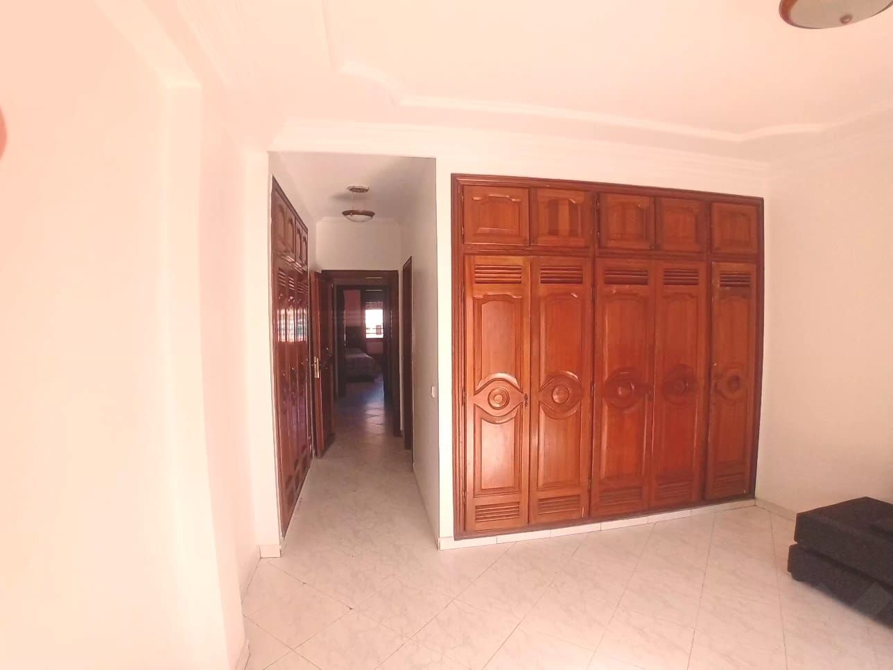 Appartement 158 m² à Hopitaux — 9