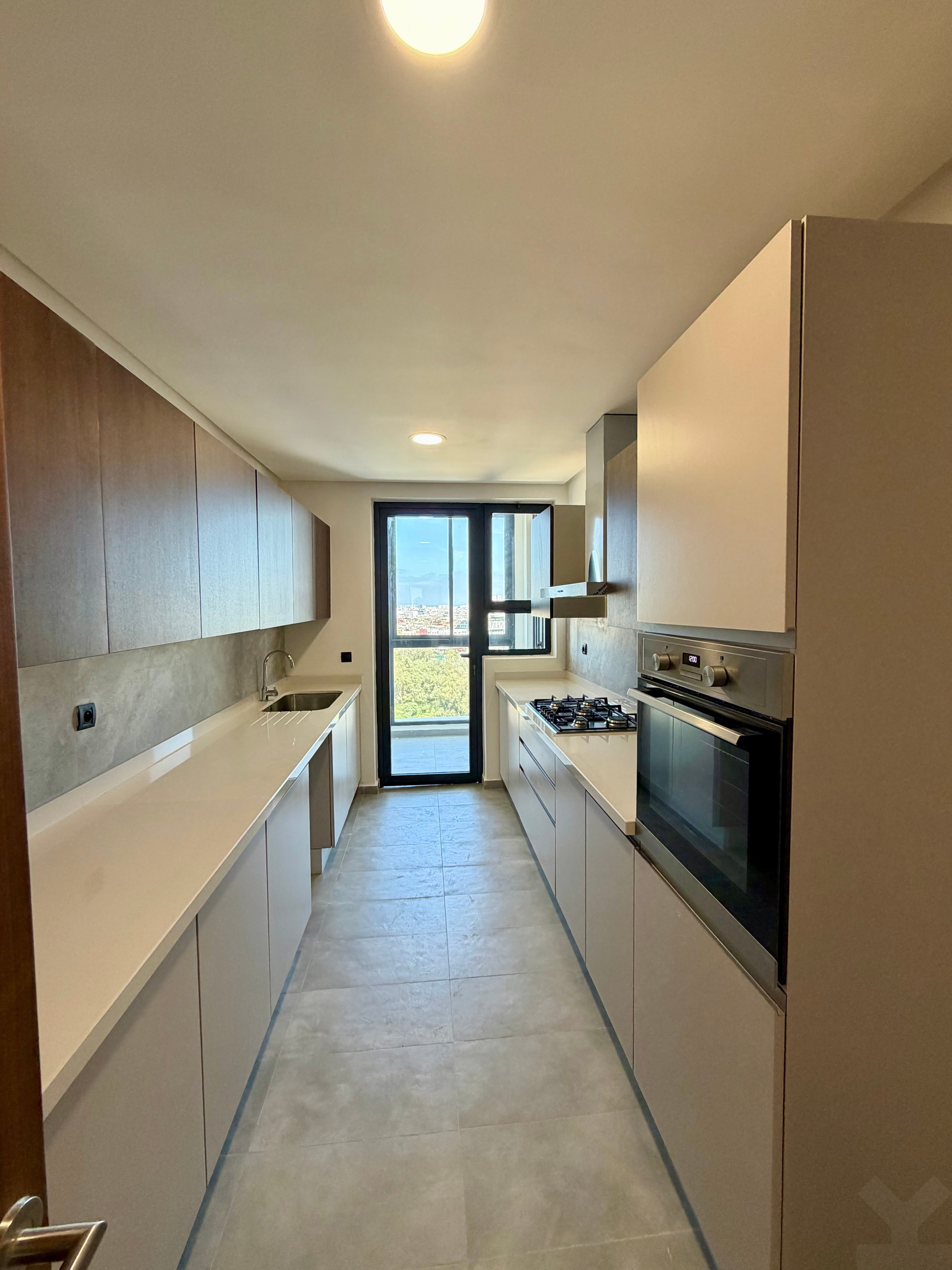 Appartement 142 m² à Casablanca Finance City — 7