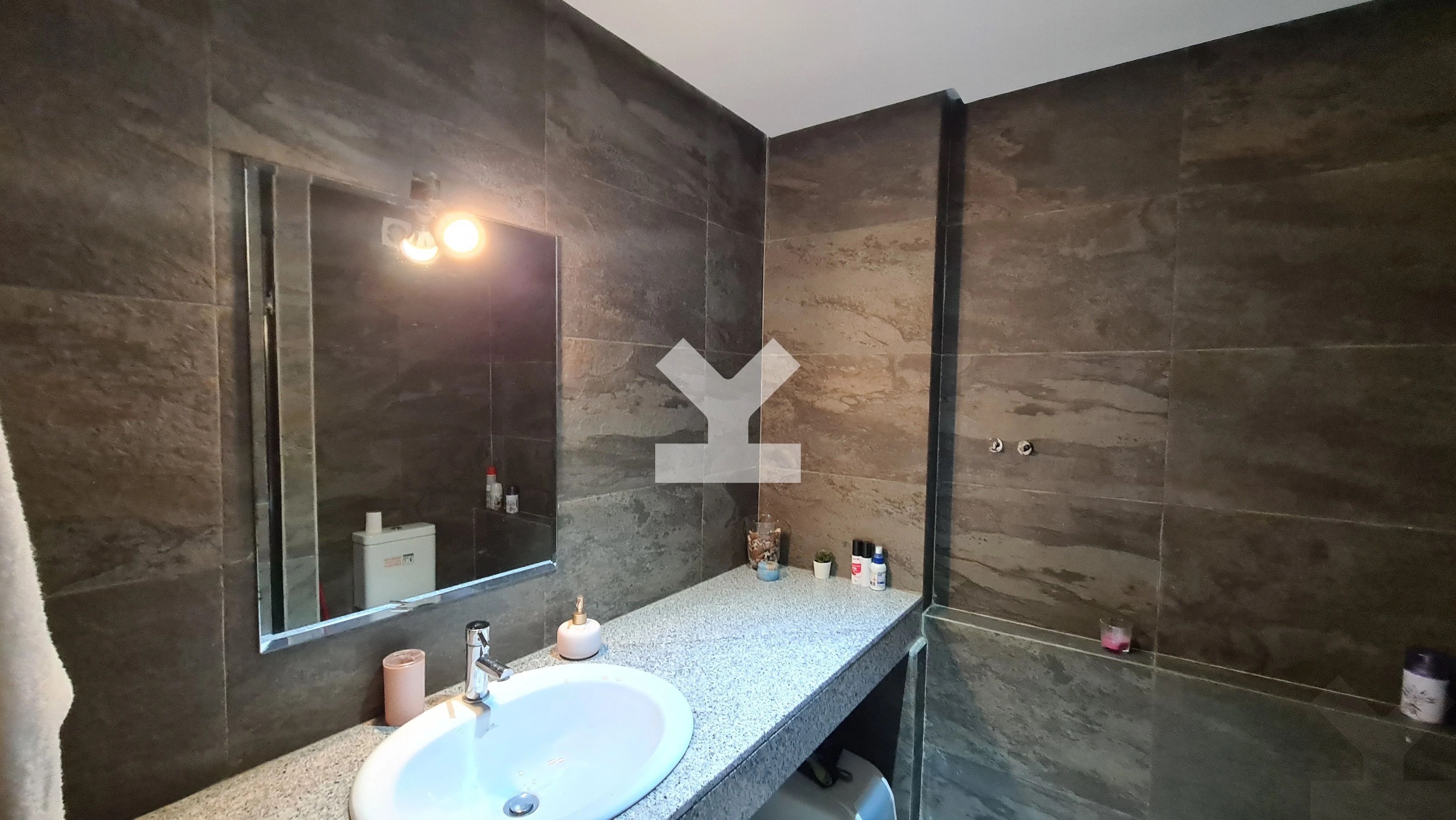 Appartement 89 m² à La Gironde — 12