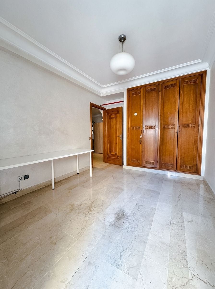 Appartement 155 m² à Triangle D'Or — 10