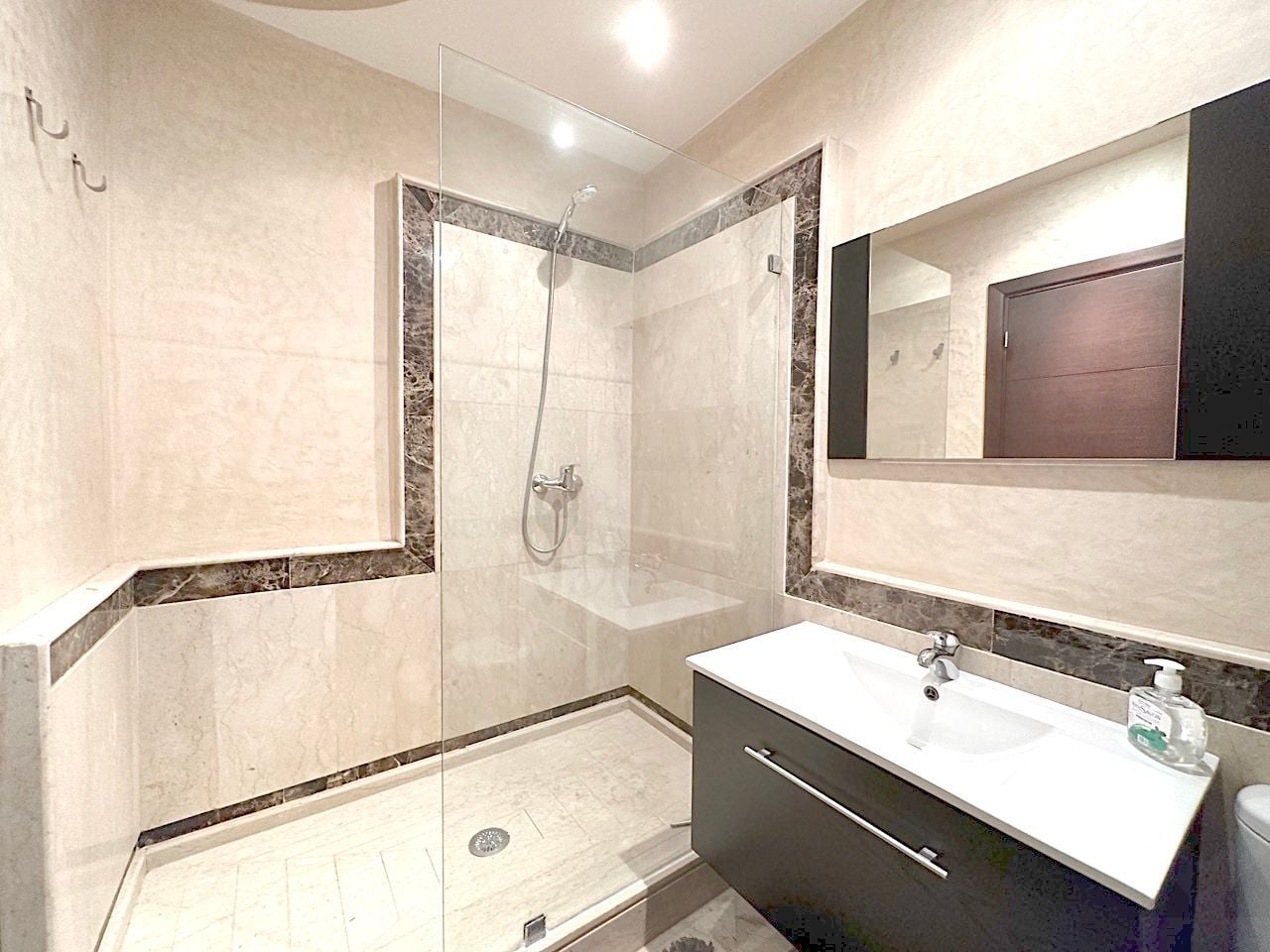 Appartement 202 m² à Triangle D'Or — 11