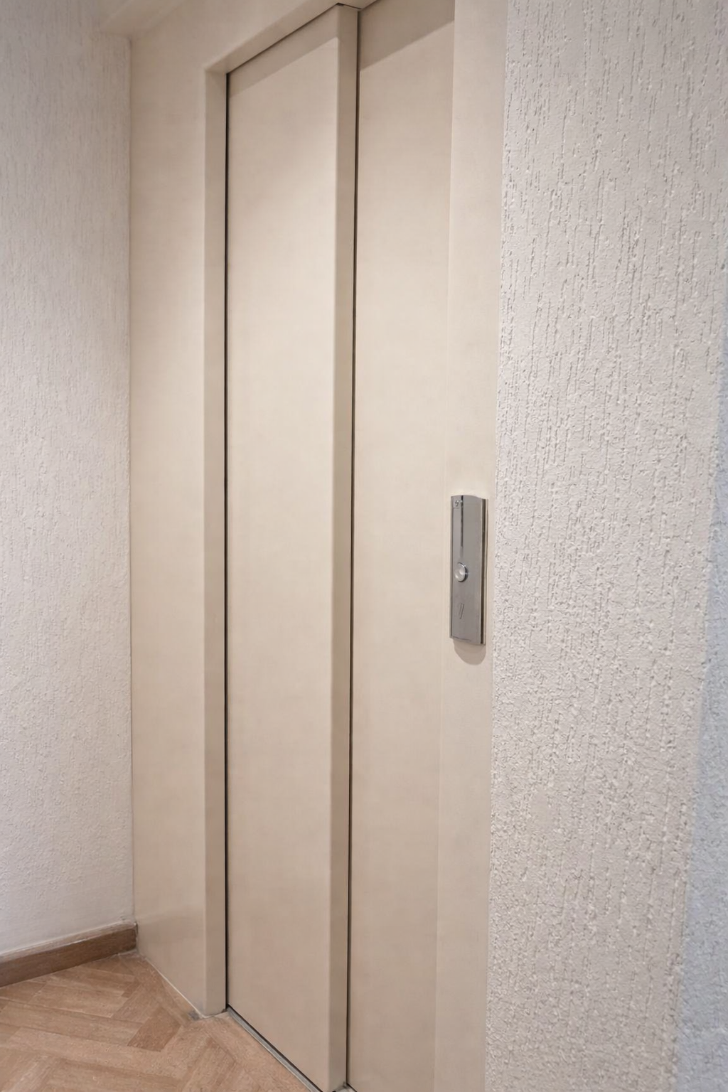 Appartement 178 m² à Hopitaux — 21