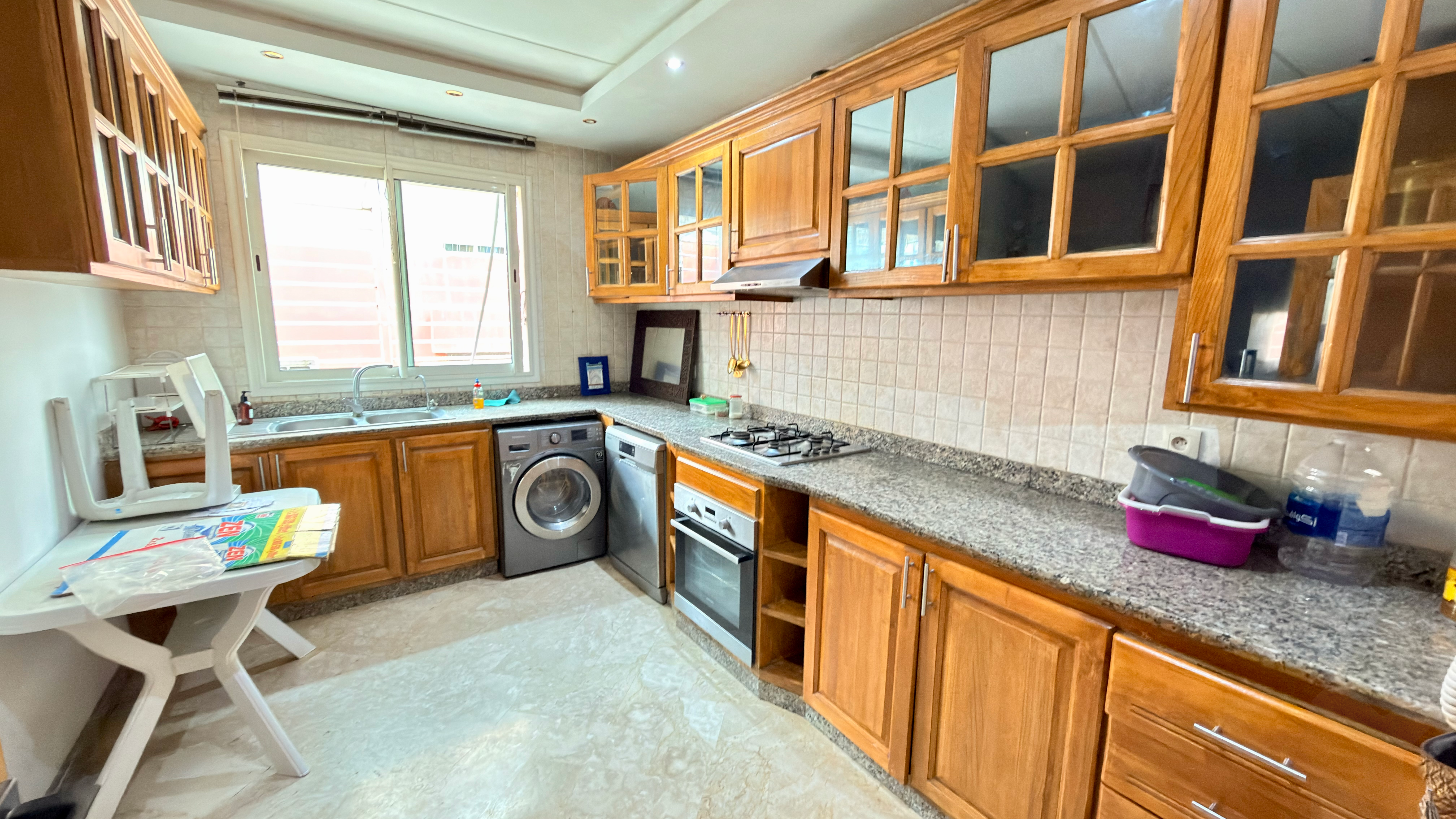 Appartement 245 m² à Hopitaux — 24