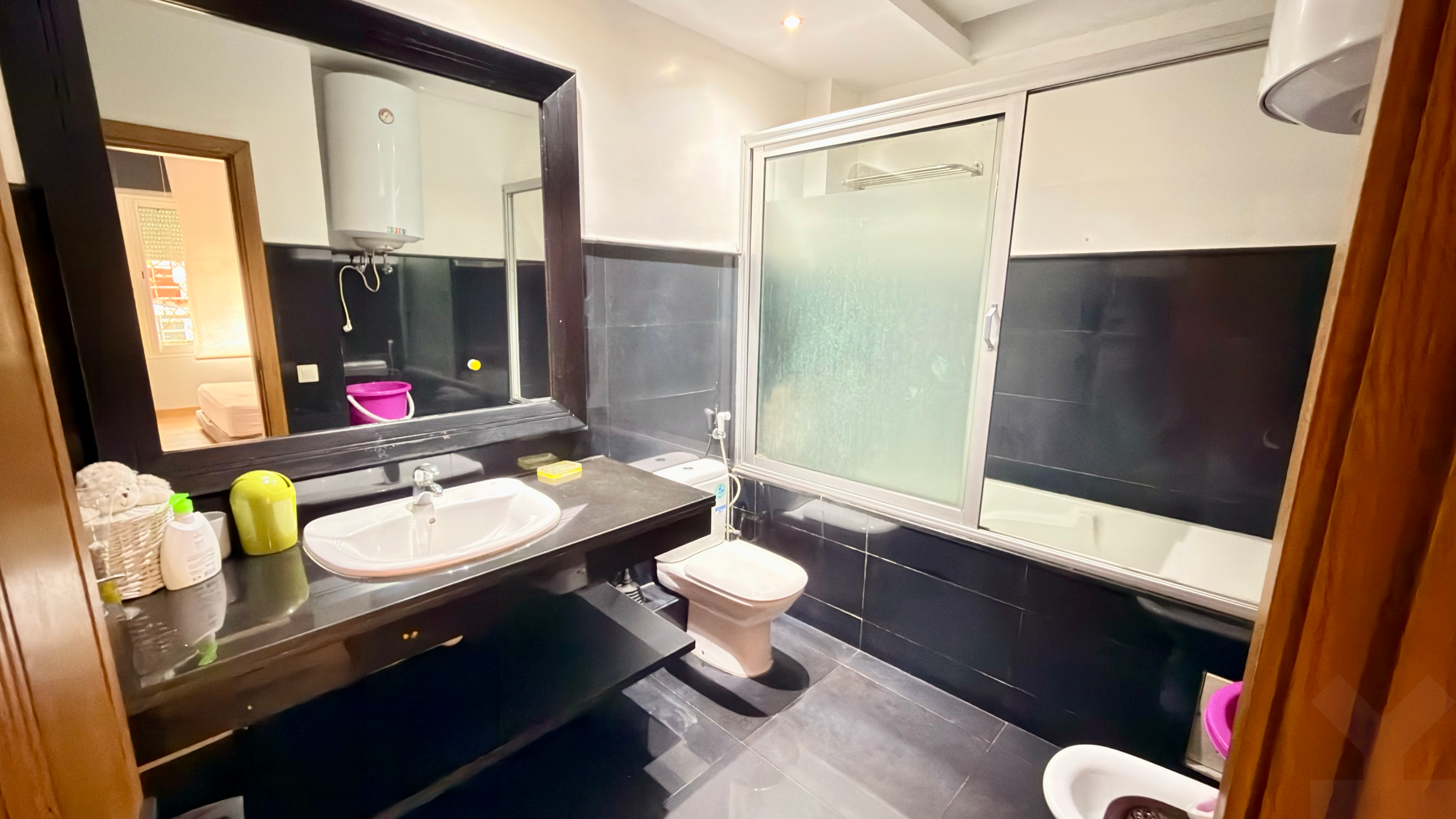 Appartement 245 m² à Hopitaux — 28