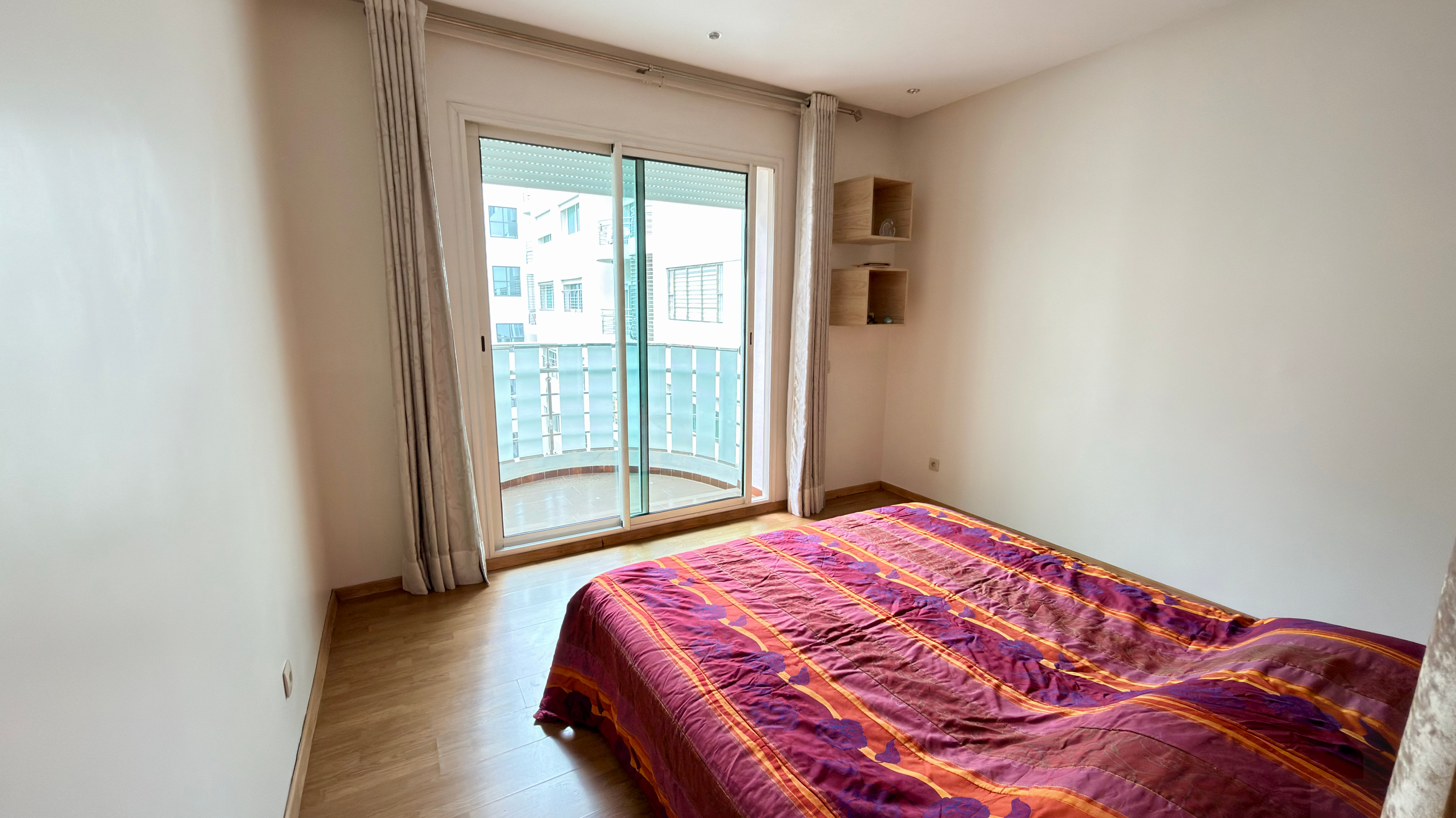 Appartement 245 m² à Hopitaux — 9