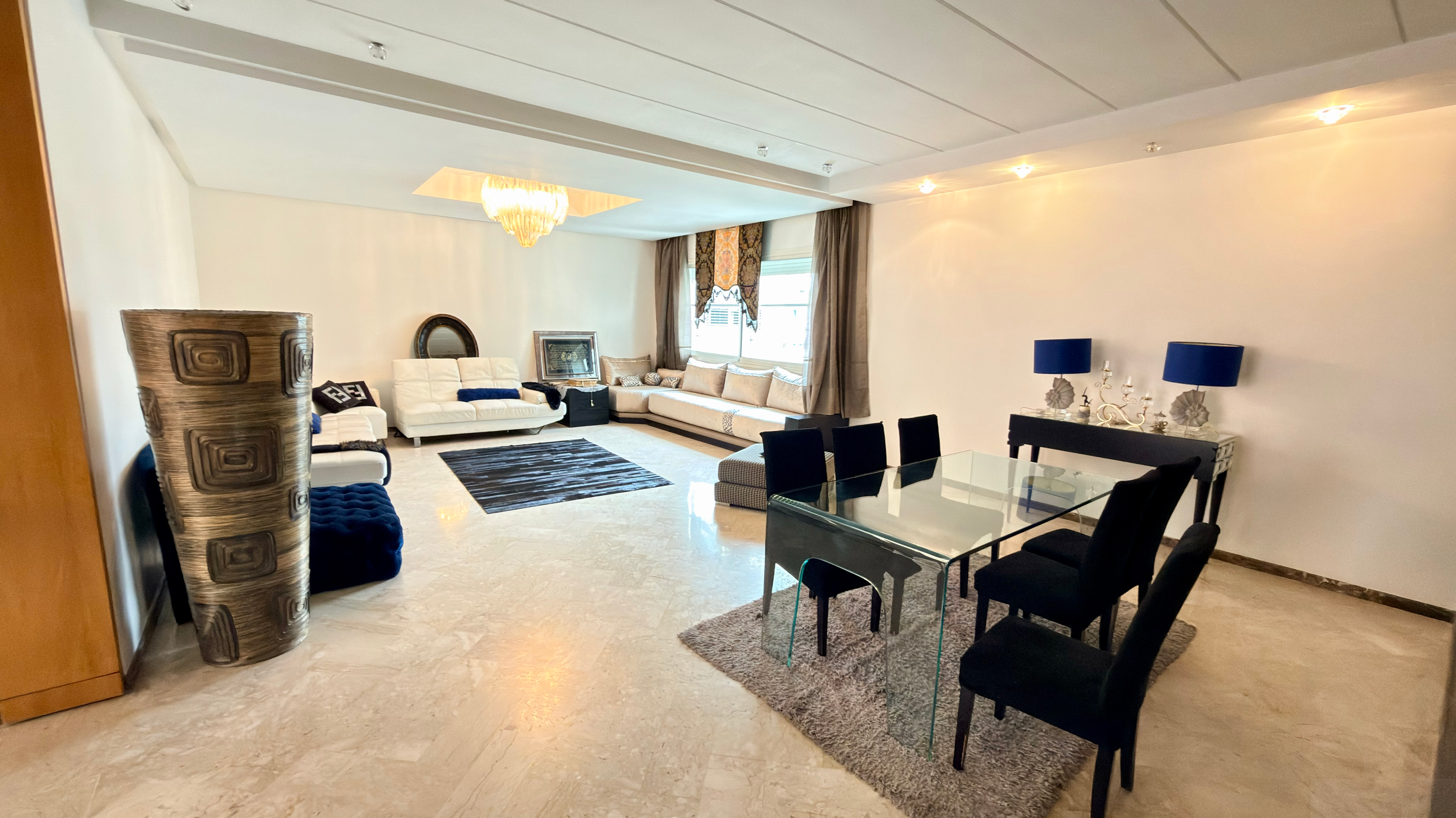 Appartement 245 m² à Hopitaux — 11