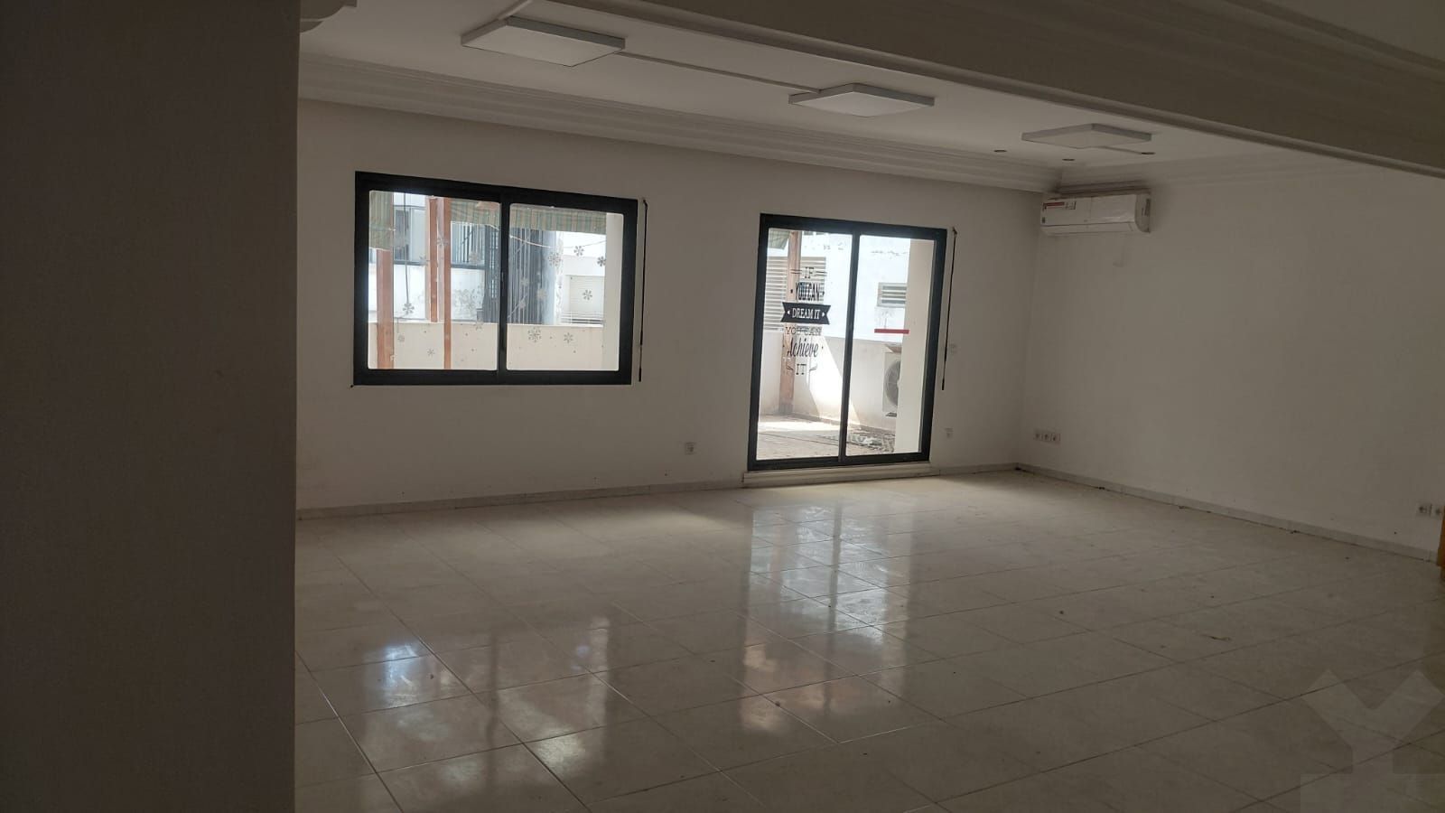 Appartement 232 m² à Racine — 8