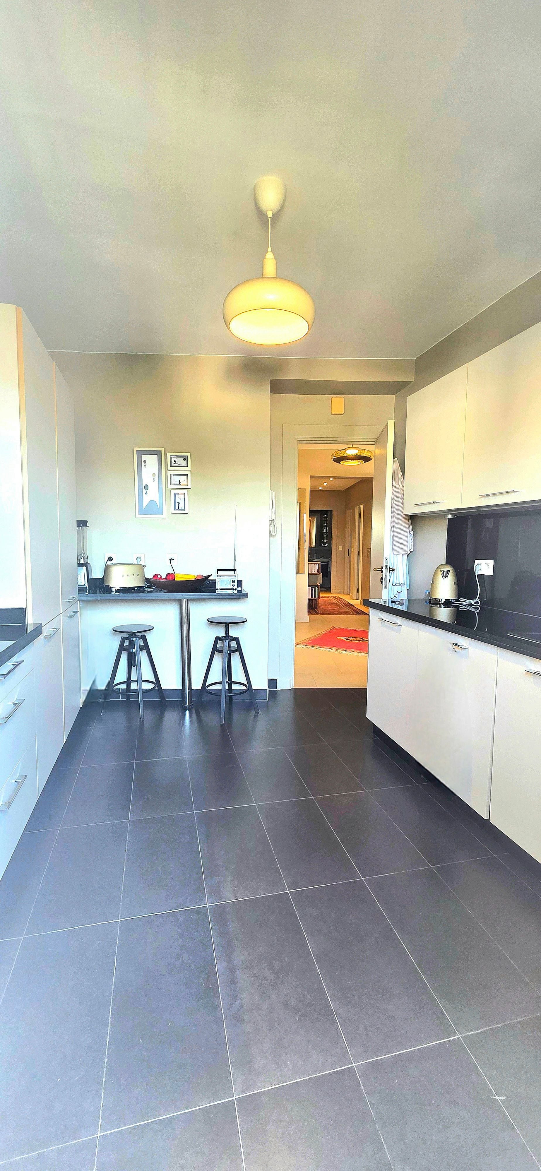 Appartement 118 m² f Hopitaux — 17