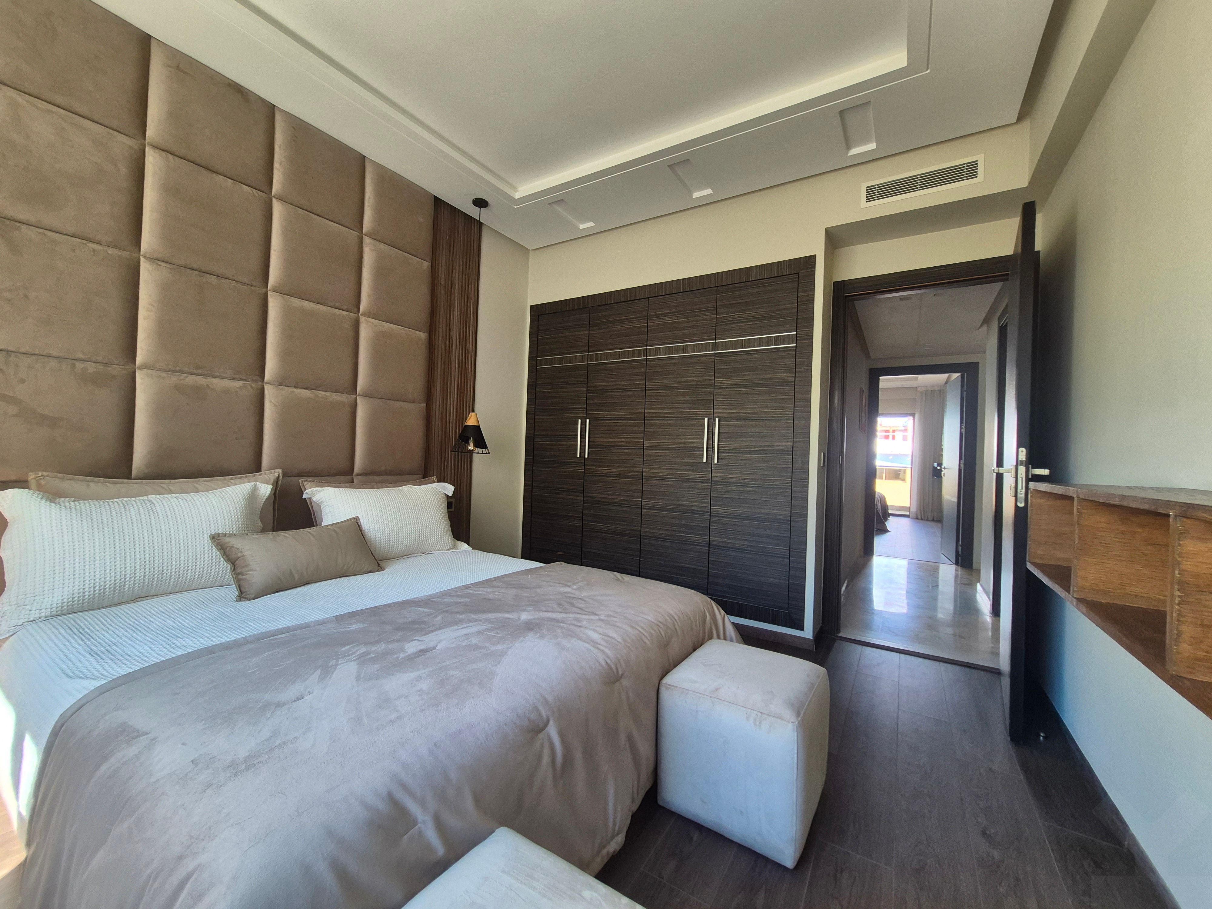 Appartement 125 m² f Triangle D'Or — 8