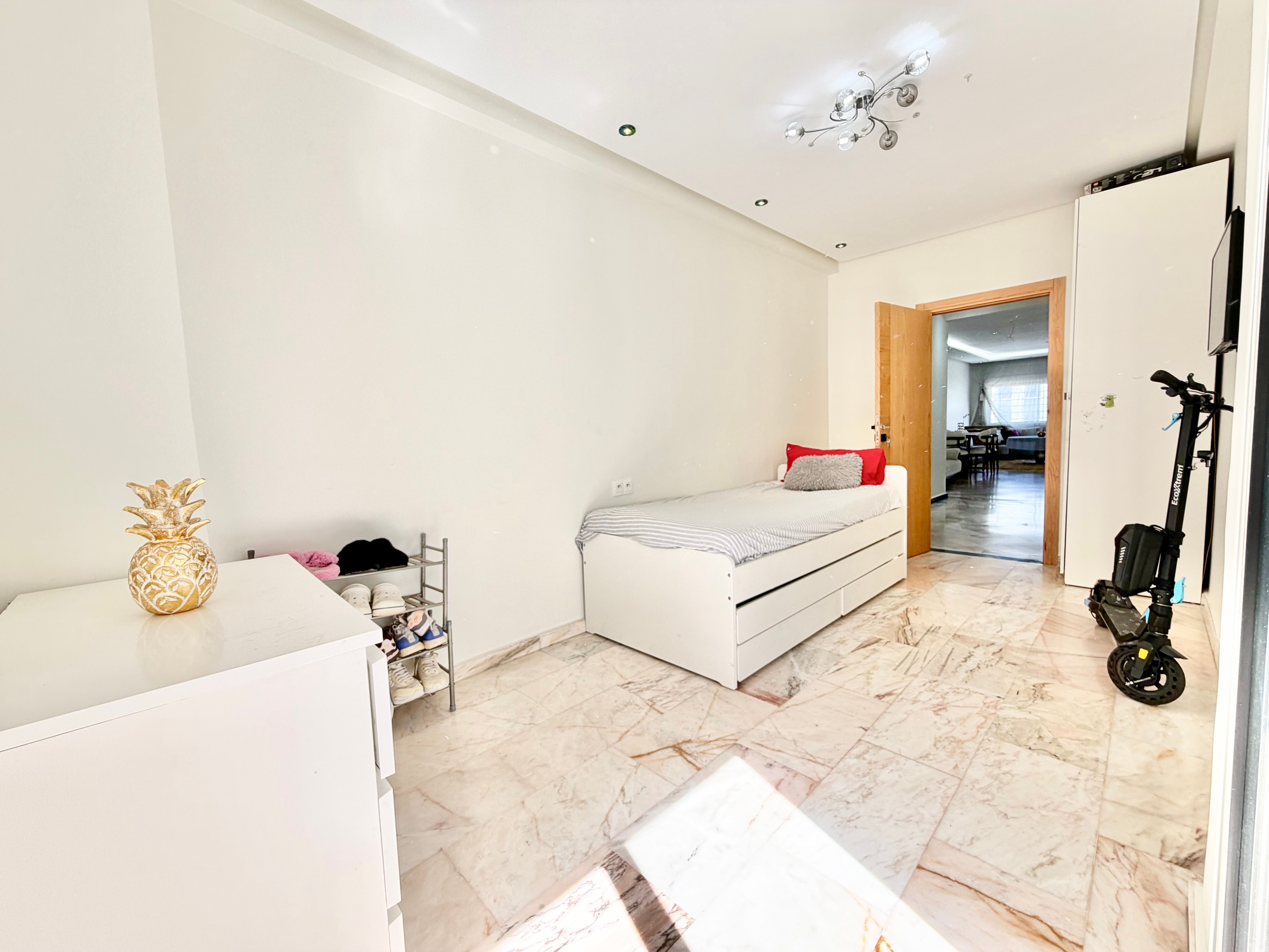 Appartement 178 m² à Hopitaux — 8