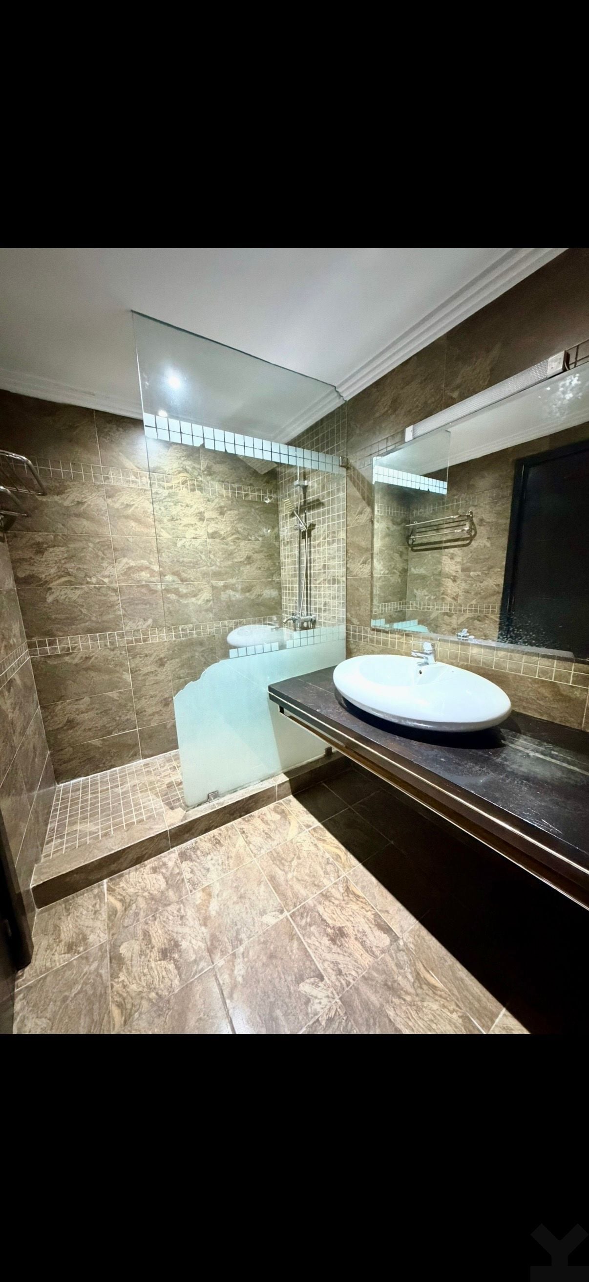 Appartement 176 m² à Val Fleuri — 7