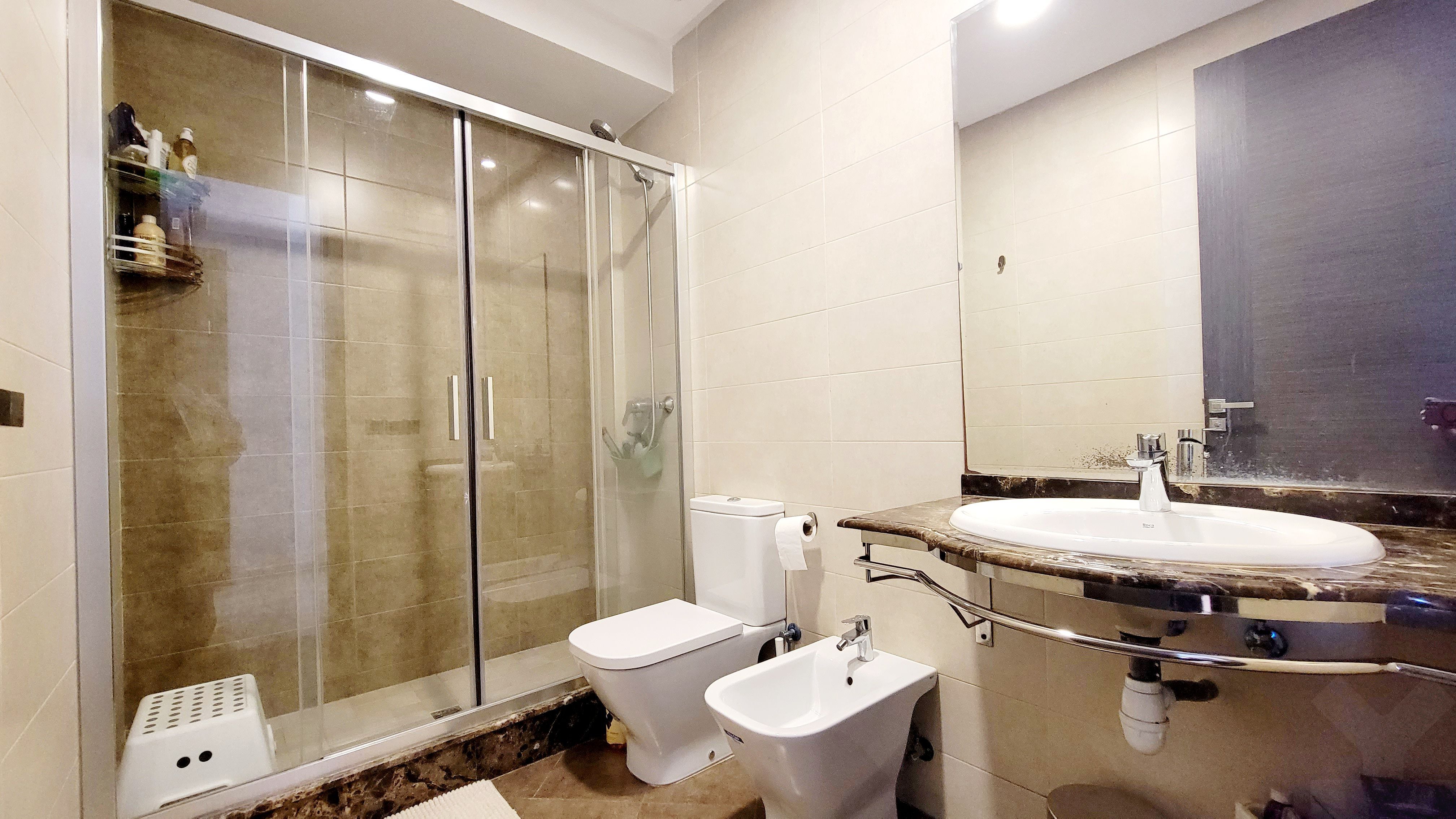 Appartement 100 m² f La Gironde — 11