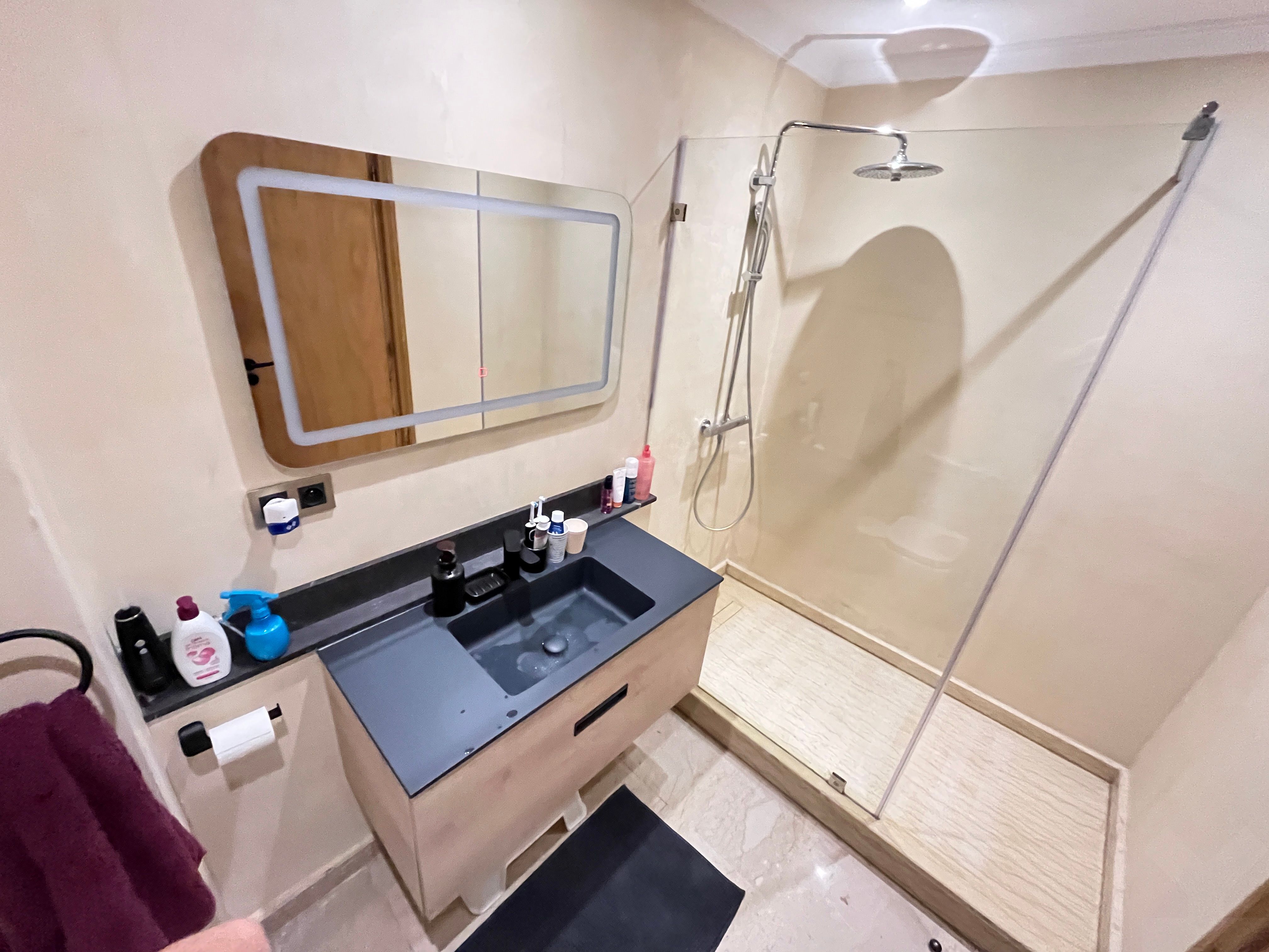 Appartement 136 m² f Hopitaux — 17
