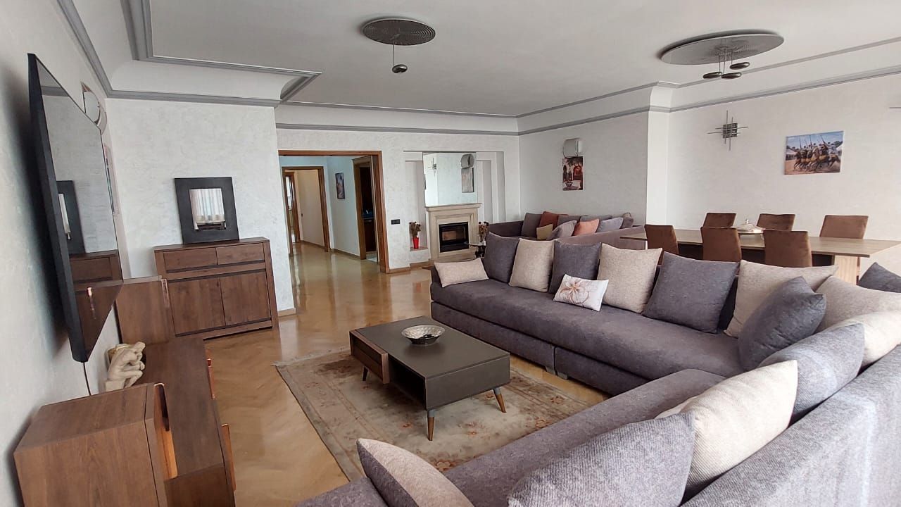 Appartement 200 m² à Bourgogne (Anfa) — 7