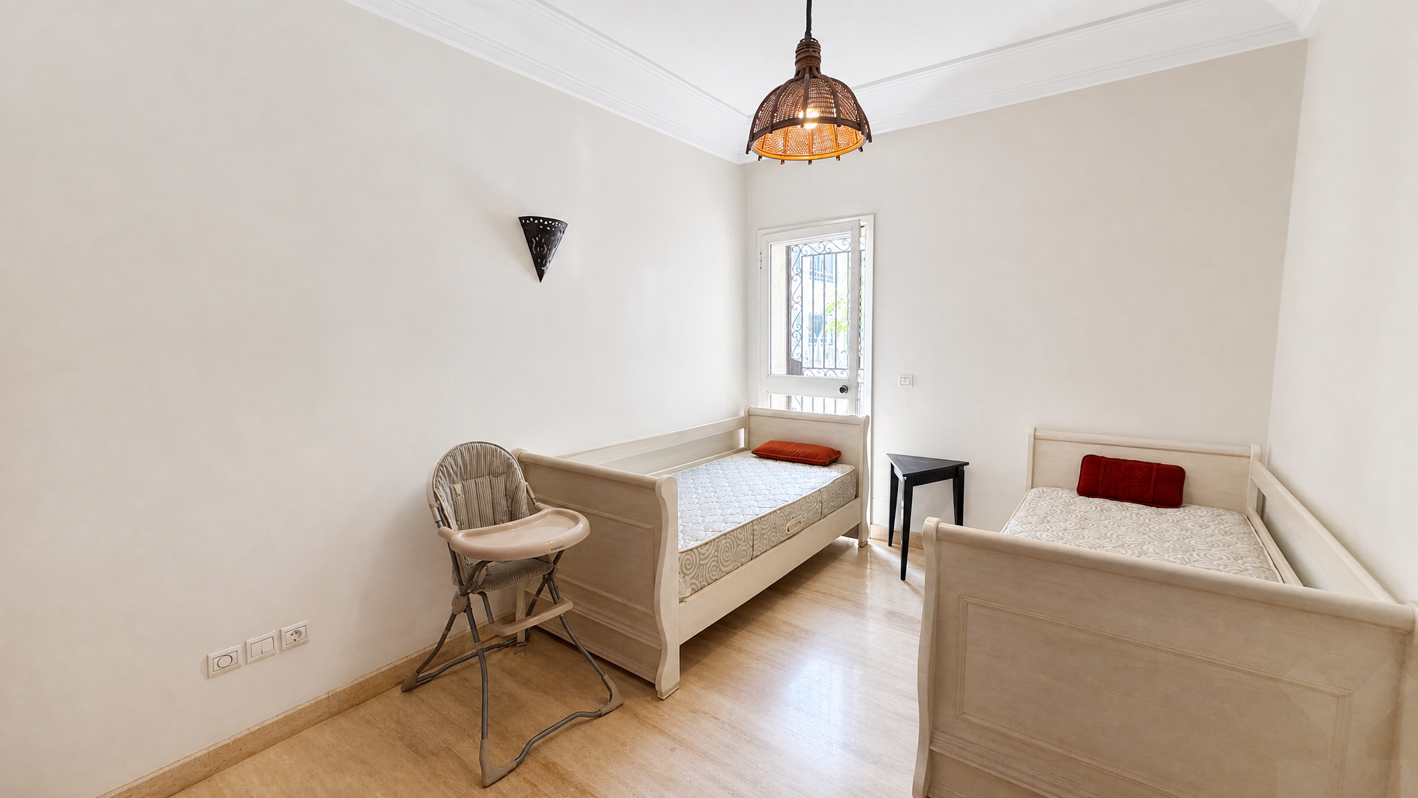 Appartement 241 m² f Triangle D'Or — 12