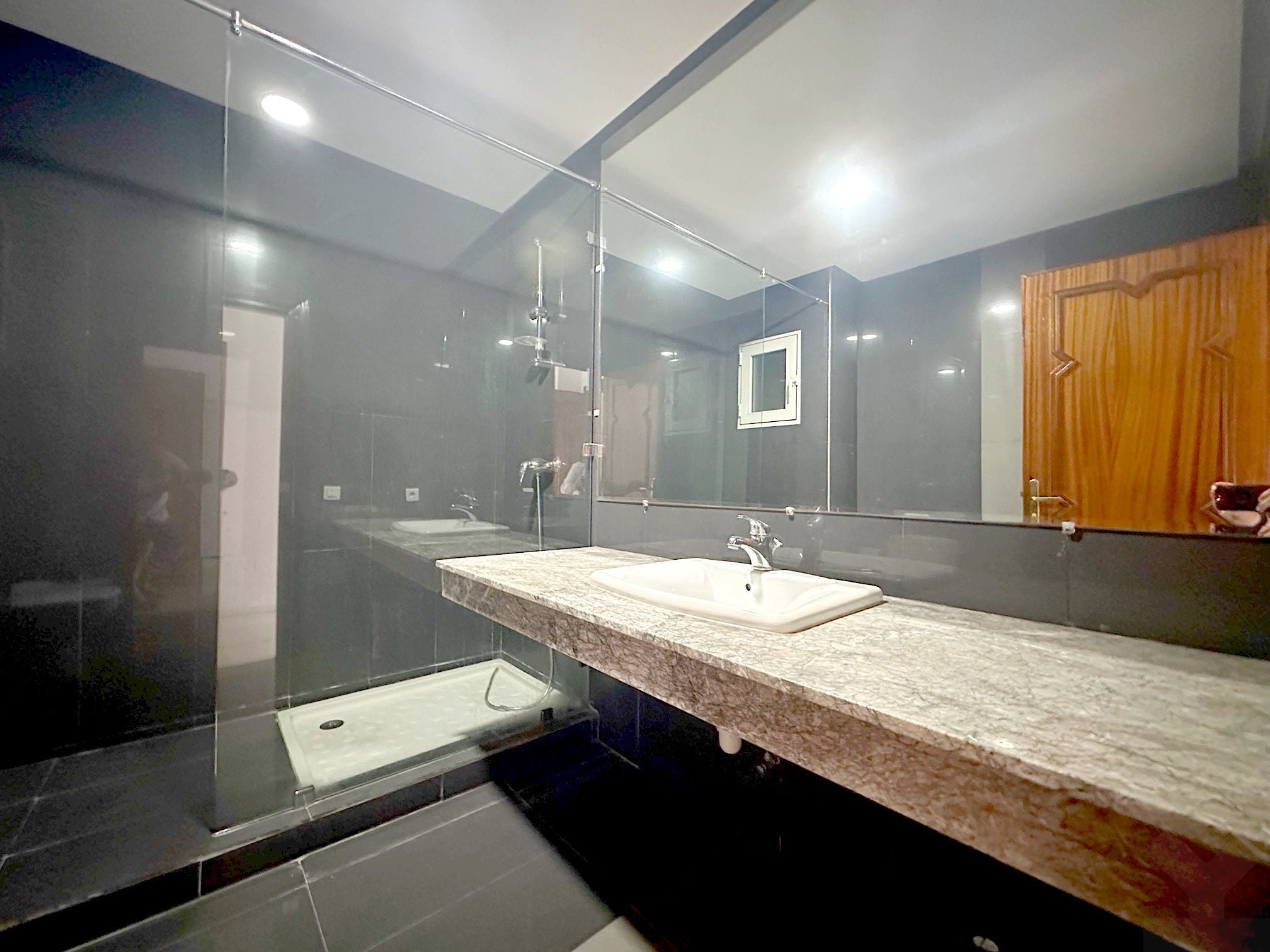 Appartement 254 m² à Racine — 10