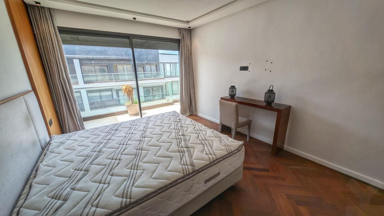 Appartement 318 m² à Ain Diab — 14
