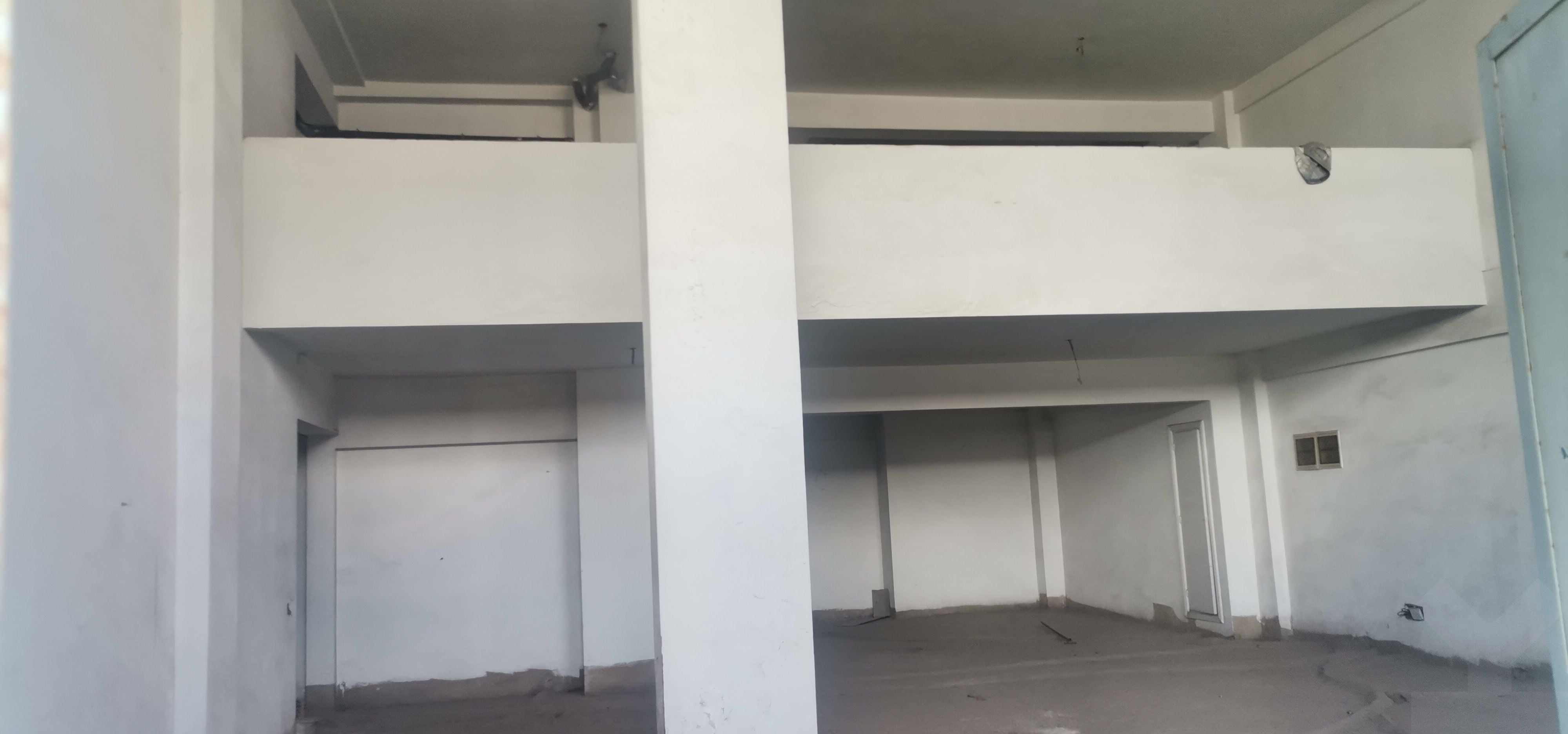 Local commercial — Casablanca — 2