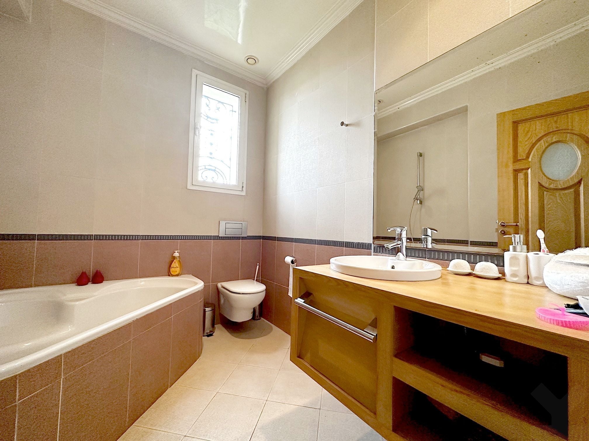 Villa 1034 m² f La Colline — 17