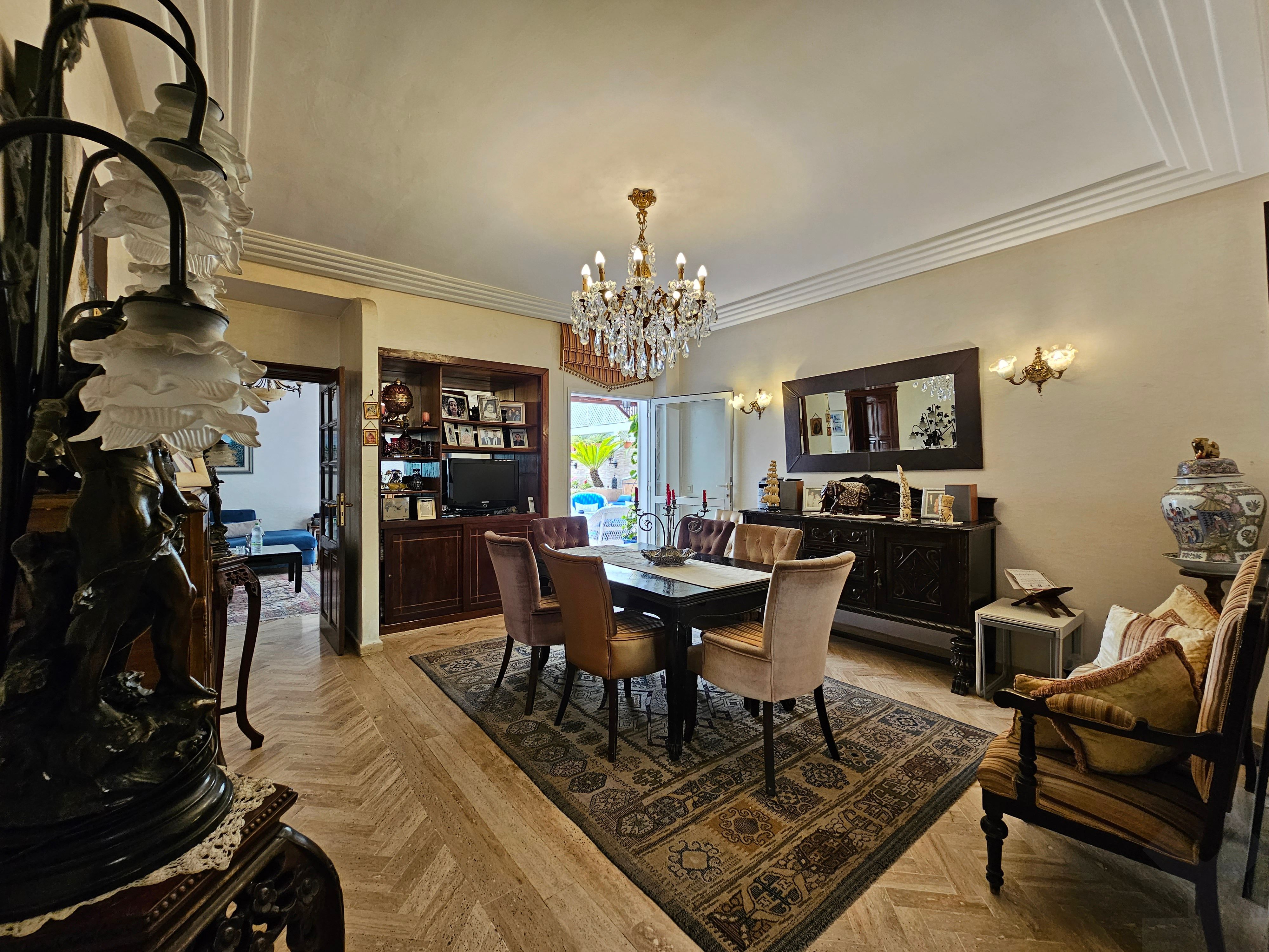 Appartement 293 m² f Racine — 19