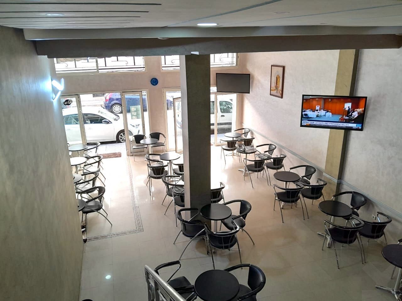 Local commercial — Casablanca — 3