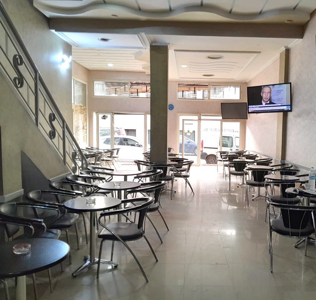 Local commercial — Casablanca — 4