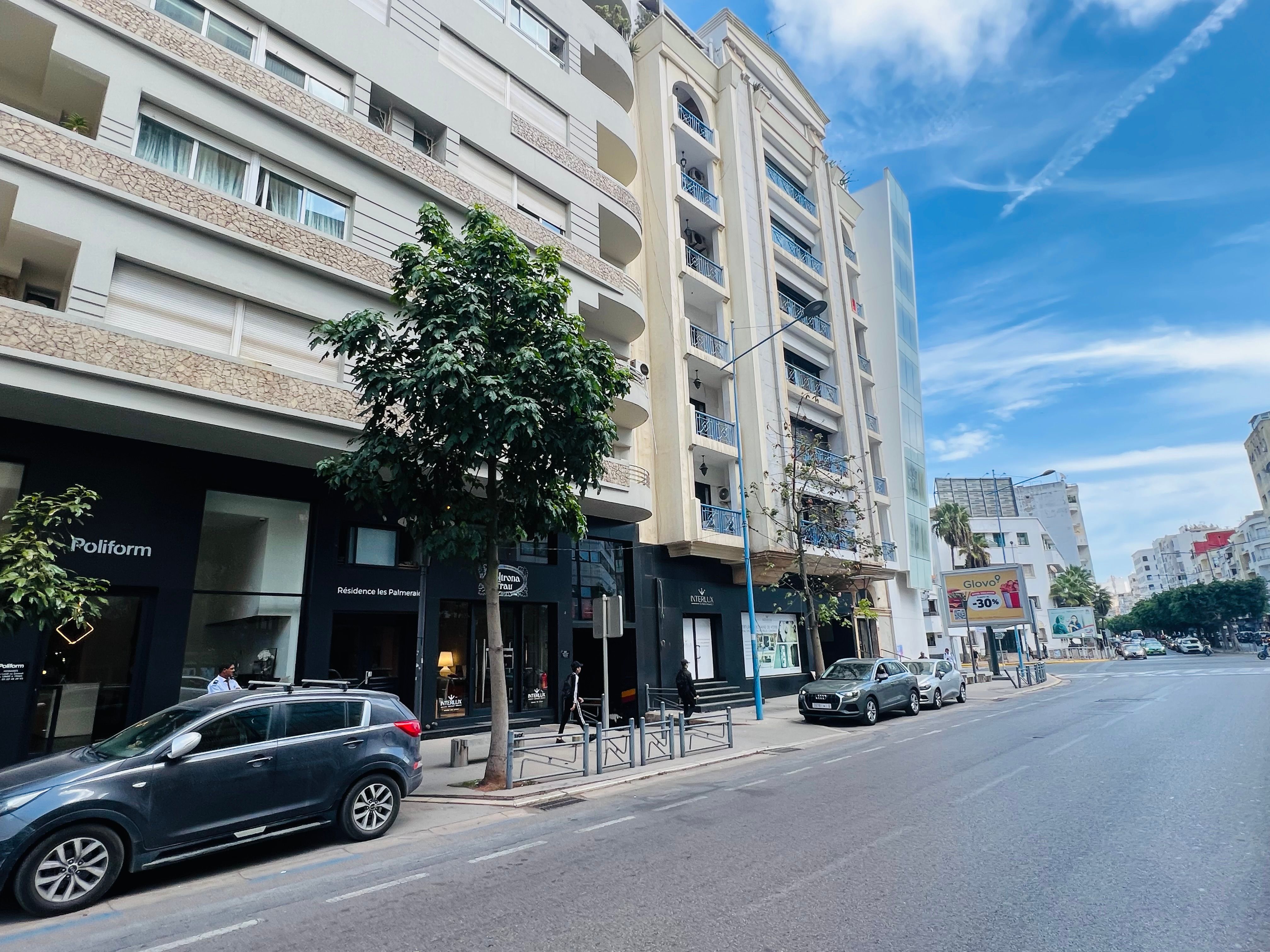 Local commercial — Casablanca — 4