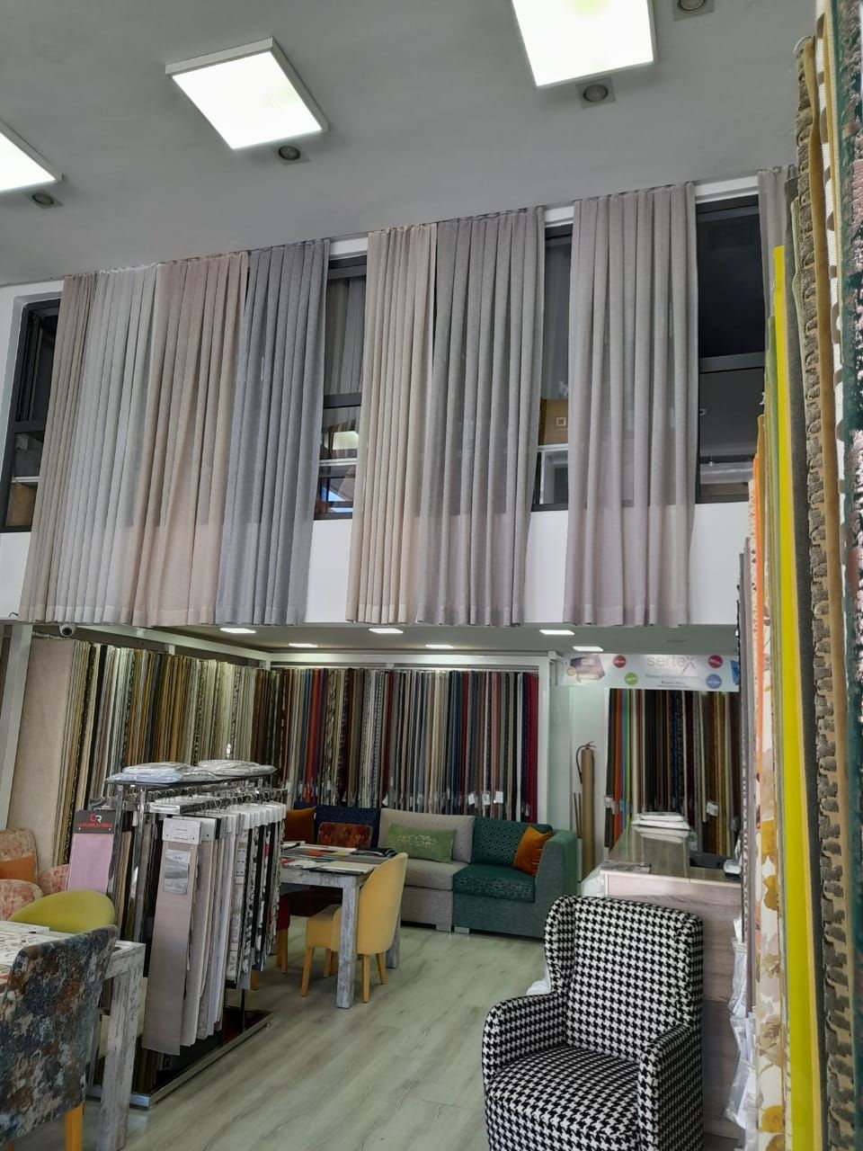 Local commercial — Casablanca — 6