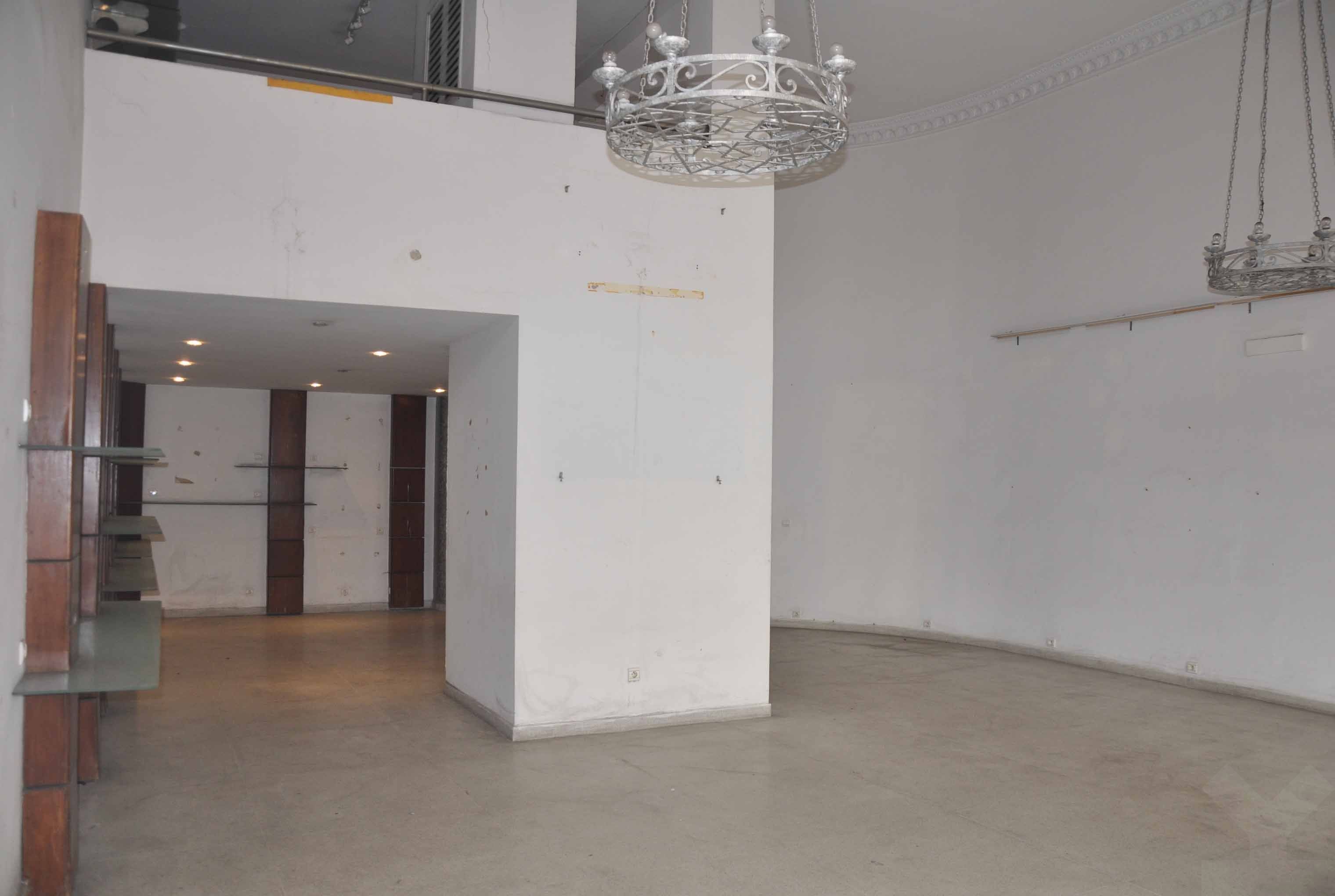 Local commercial — Casablanca — 3