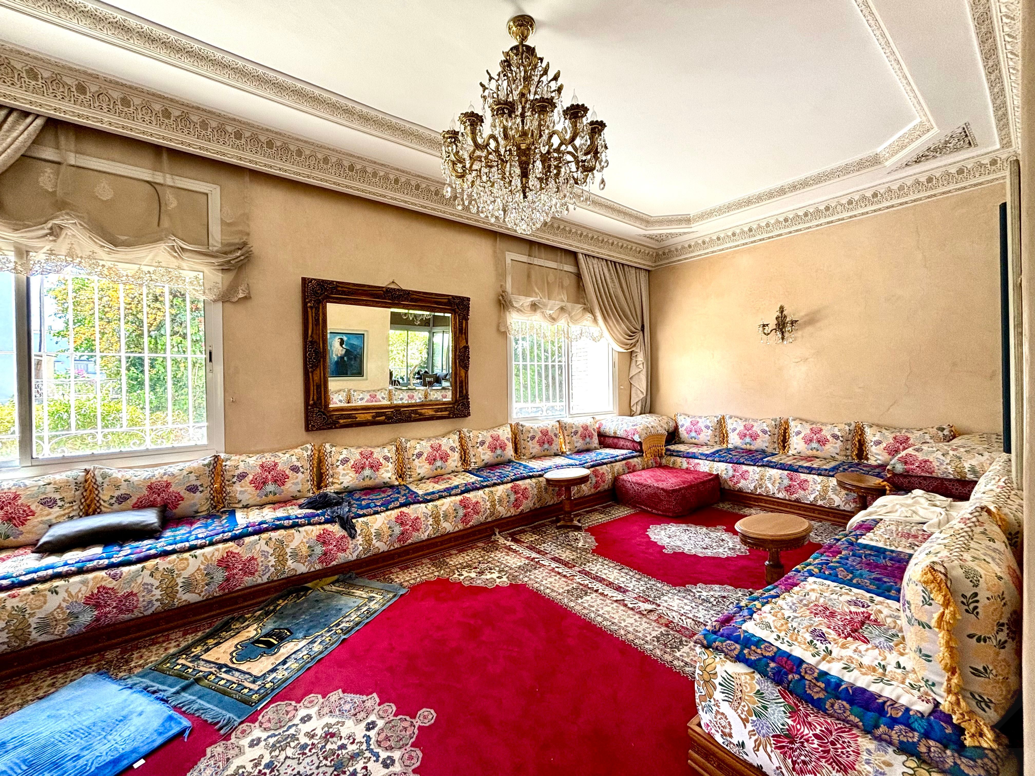 Villa 873 m² à Mers Sultan — 14