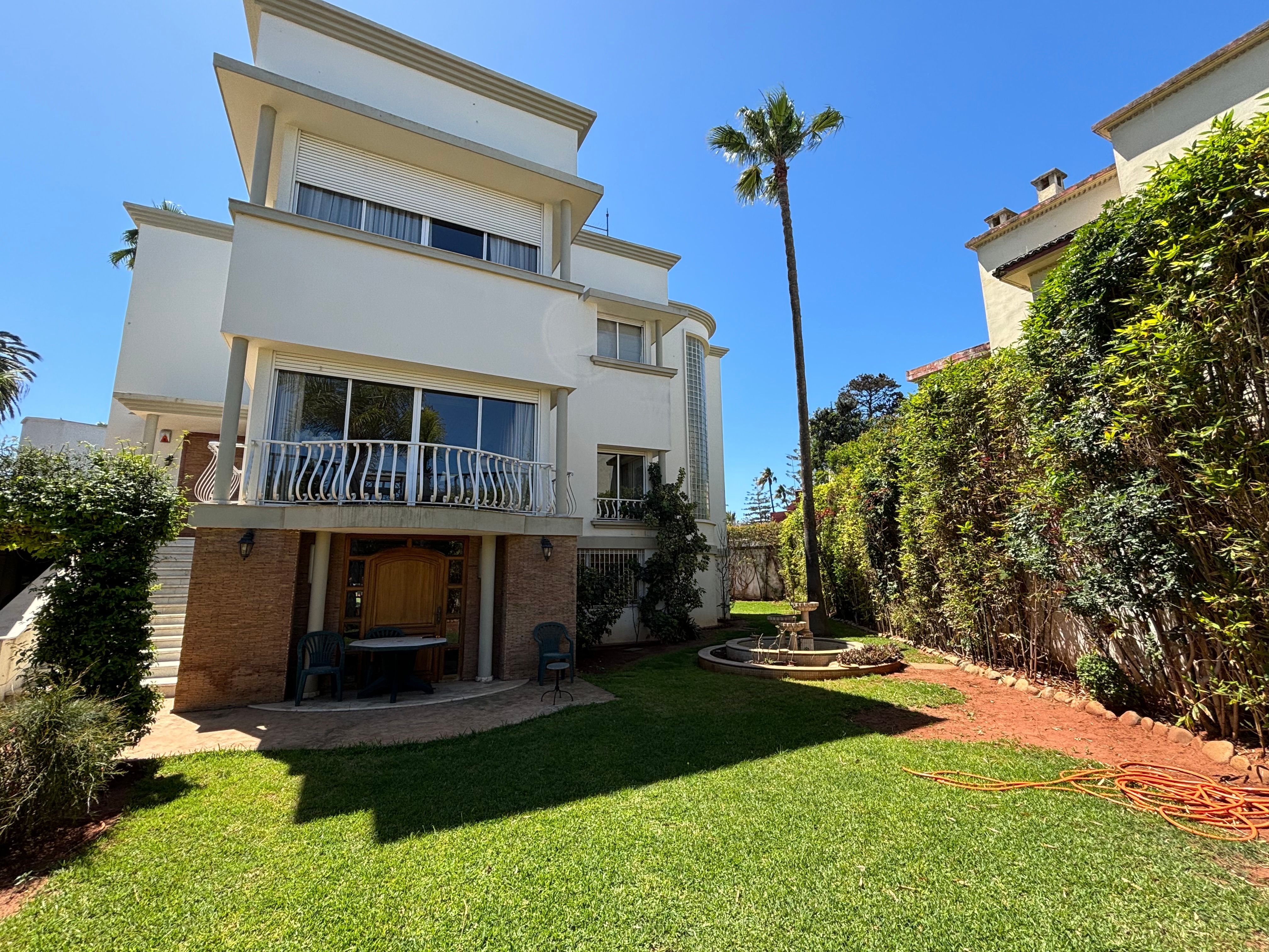 Villa 873 m² à Mers Sultan — 13