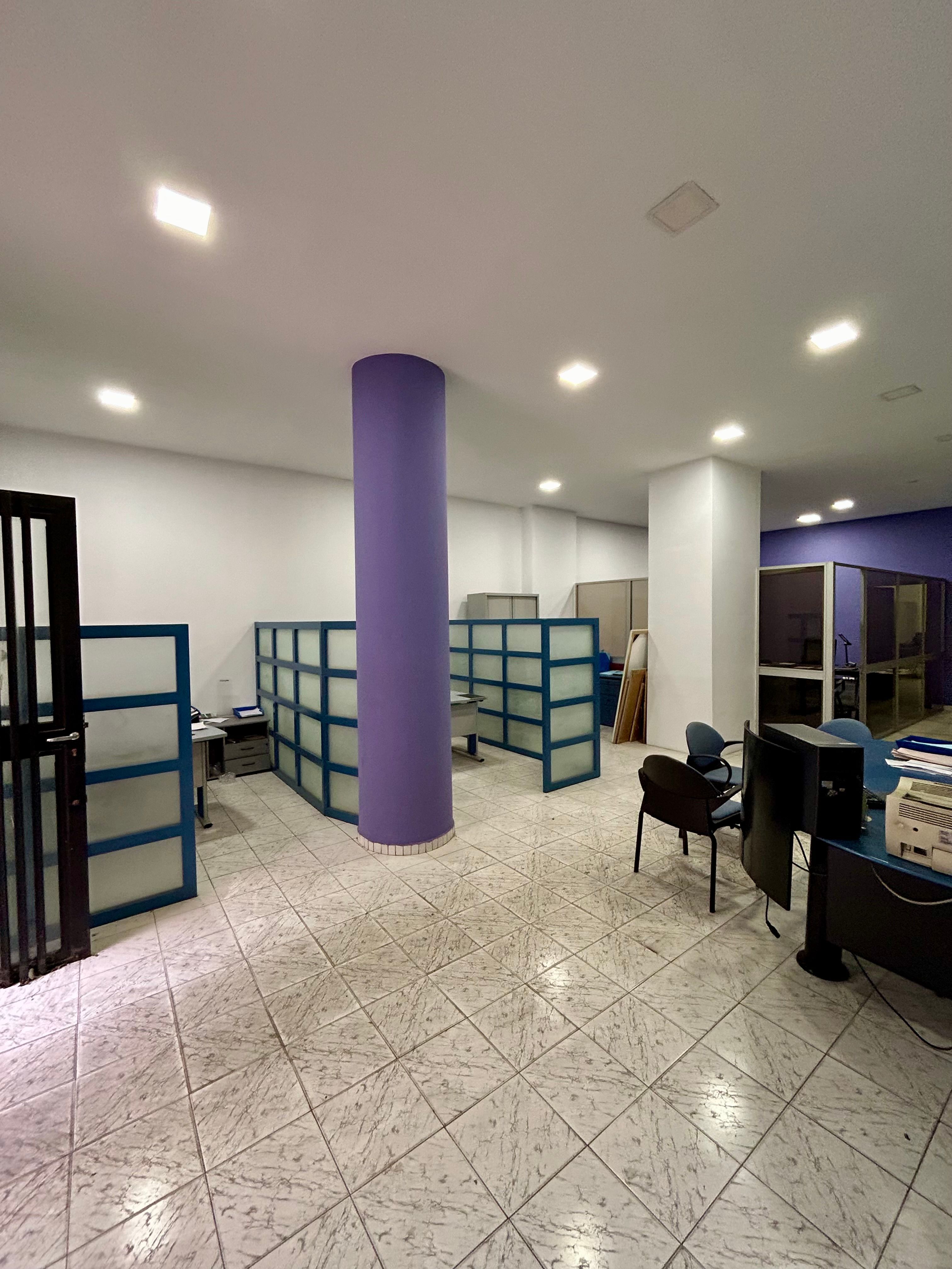Local commercial — Casablanca — 2