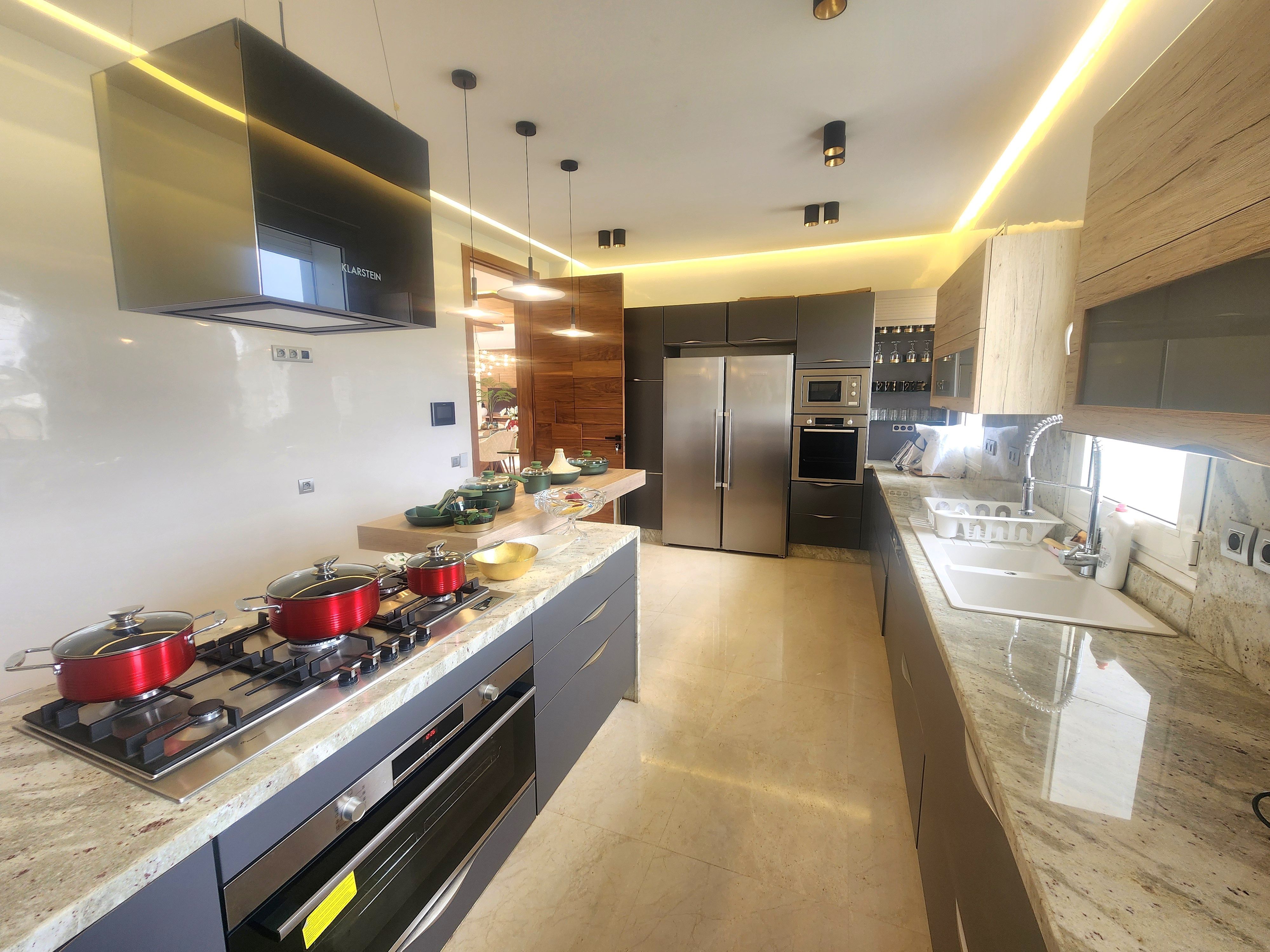 Villa 20000 m² f Sakhrate Ennemra — 25
