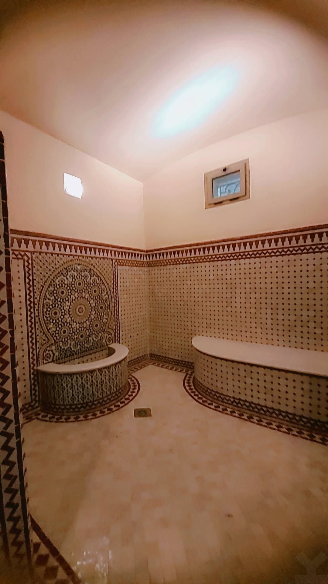 Villa 825 m² f Mers Sultan — 22