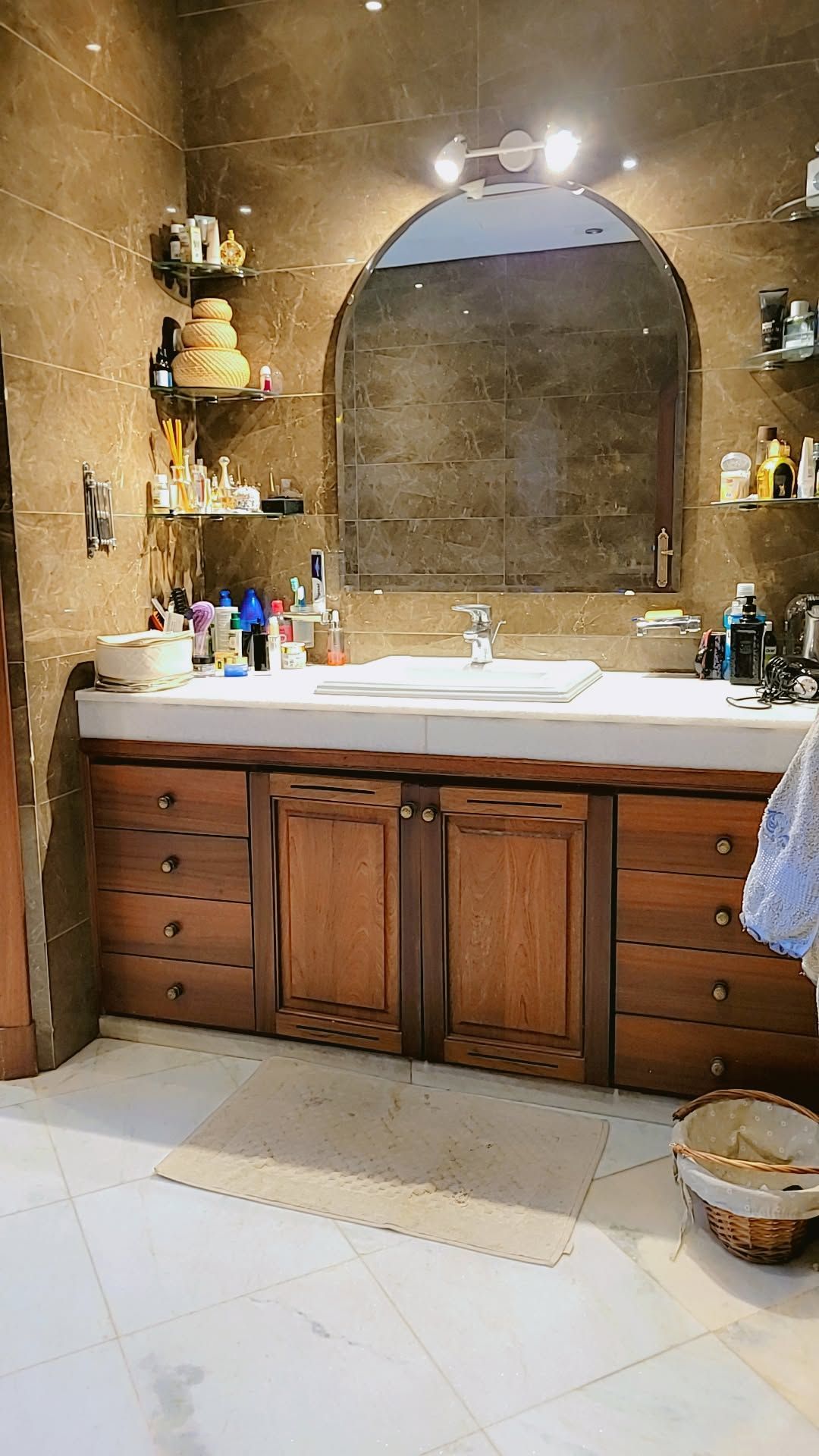 Villa 825 m² f Mers Sultan — 24