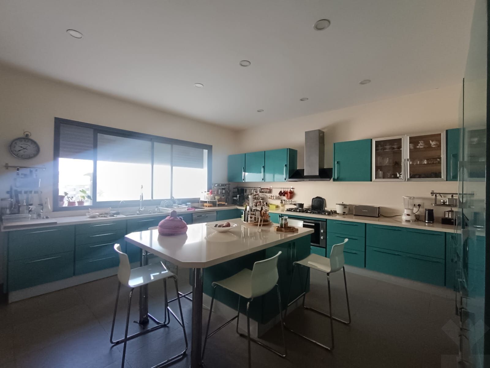 Villa — Casablanca