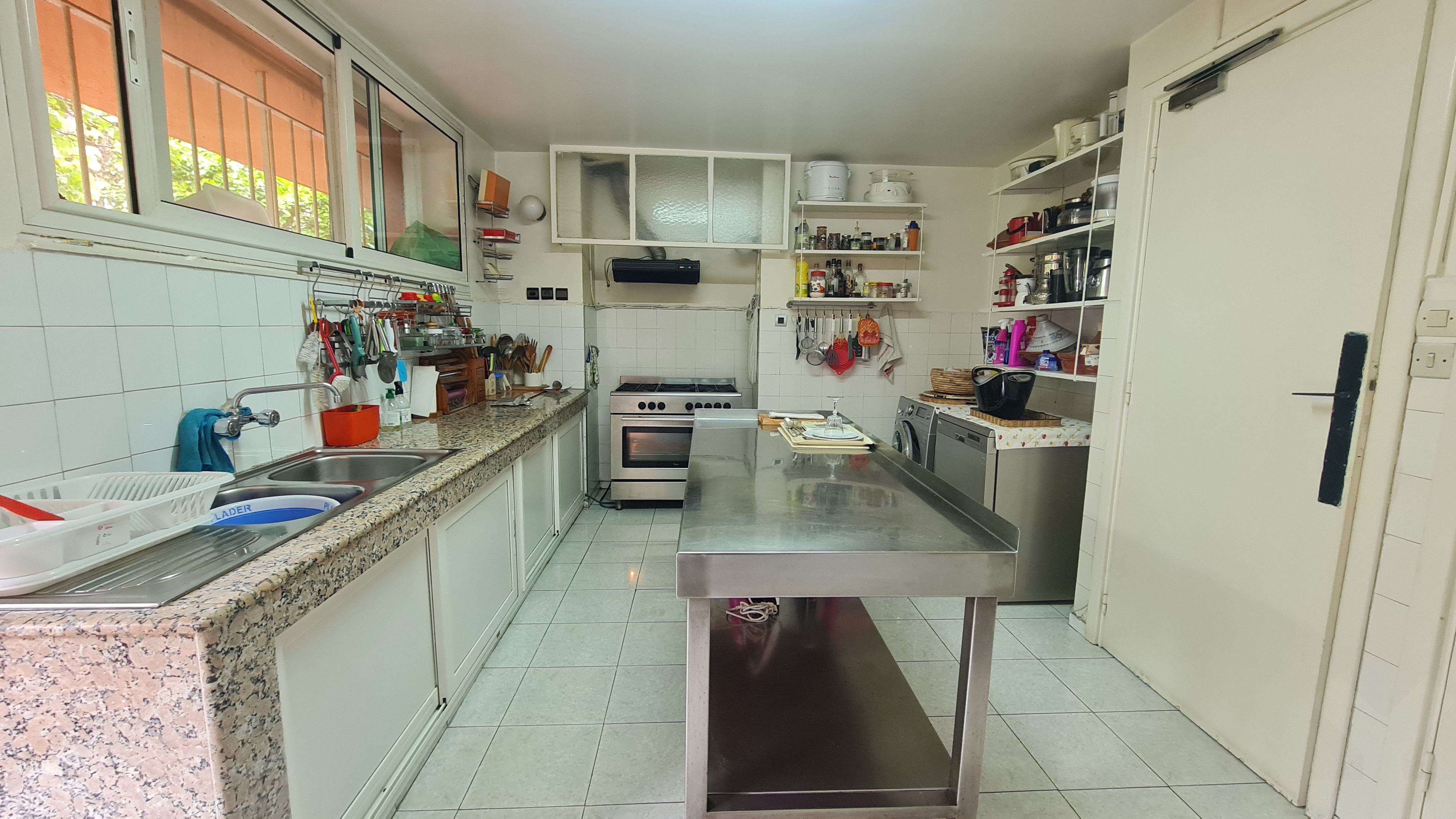Villa — Casablanca