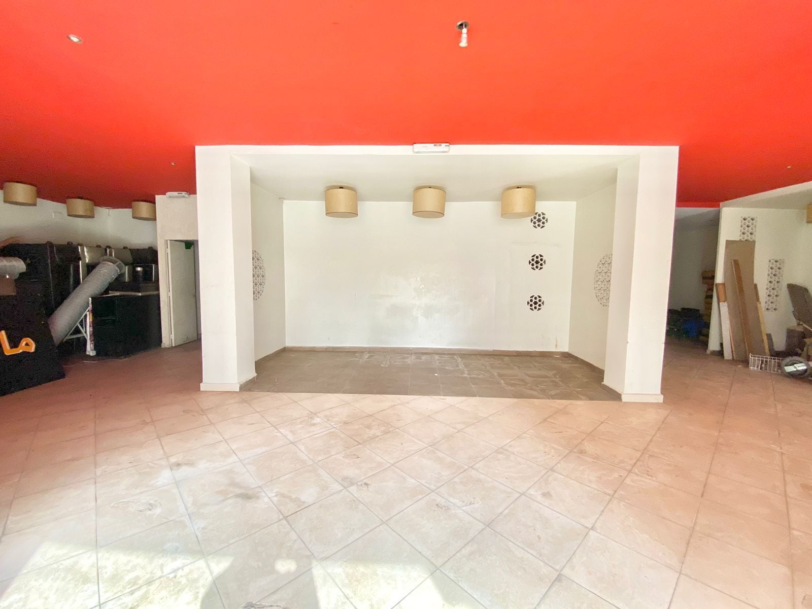 Local commercial — Casablanca — 3