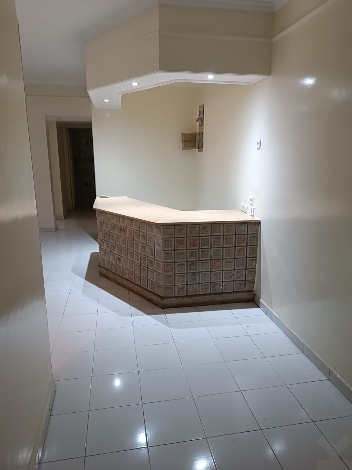 Bureau 117 m² à Quartier Bd Med V — 7