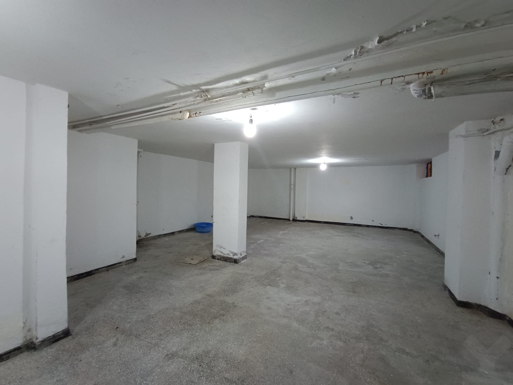 Local commercial — Casablanca — 5