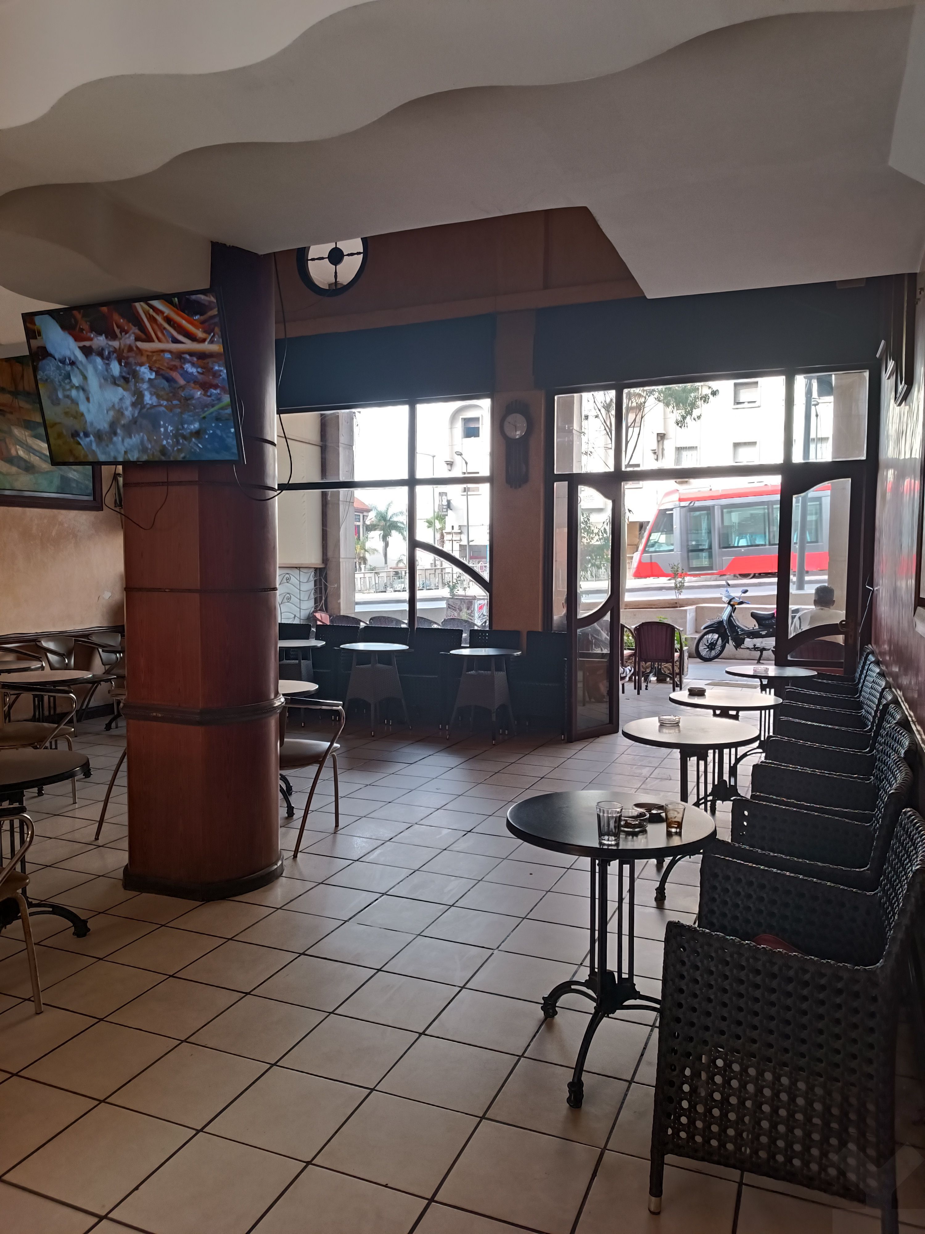 Local commercial — Casablanca