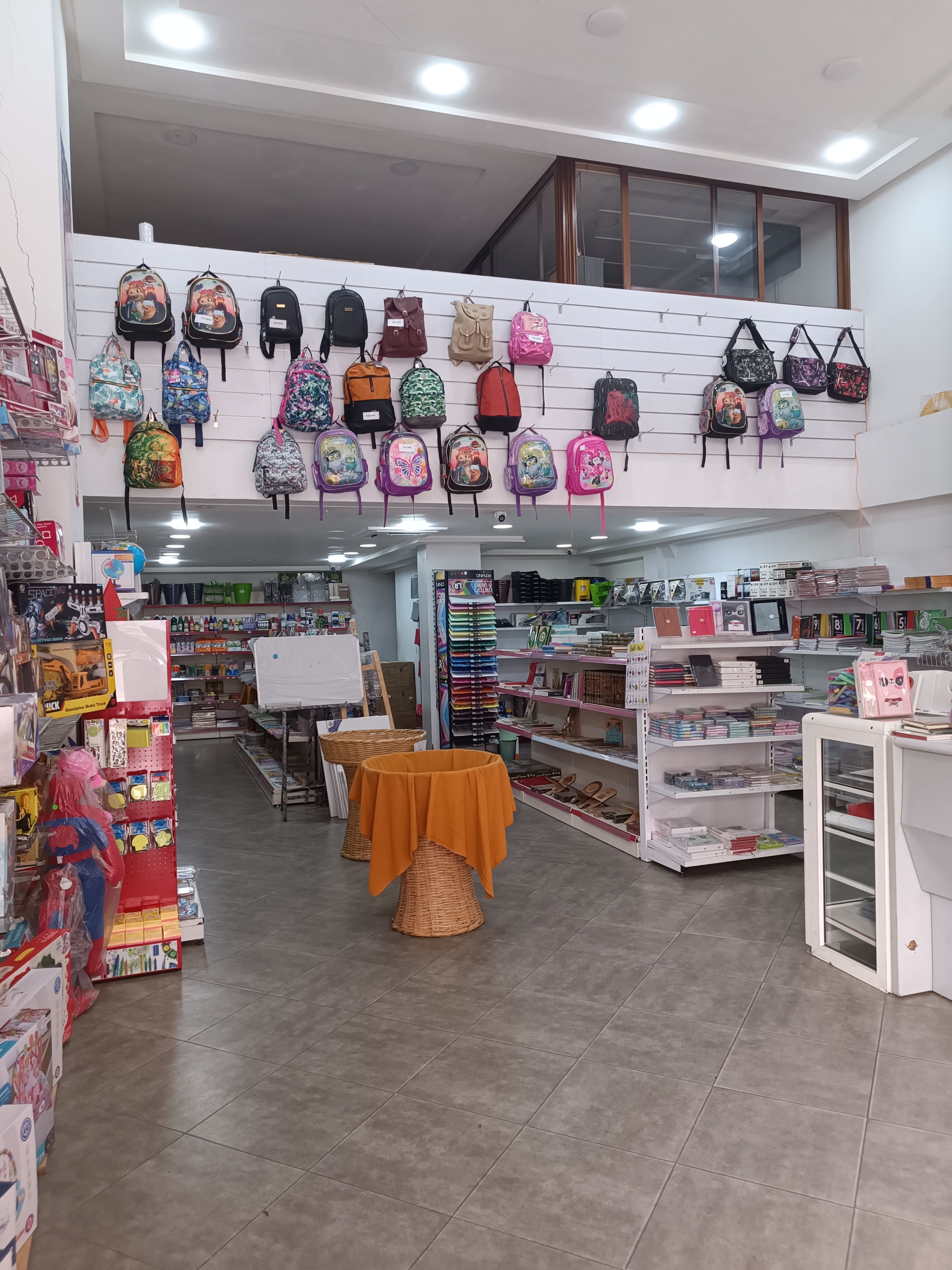 Local commercial — Casablanca — 2