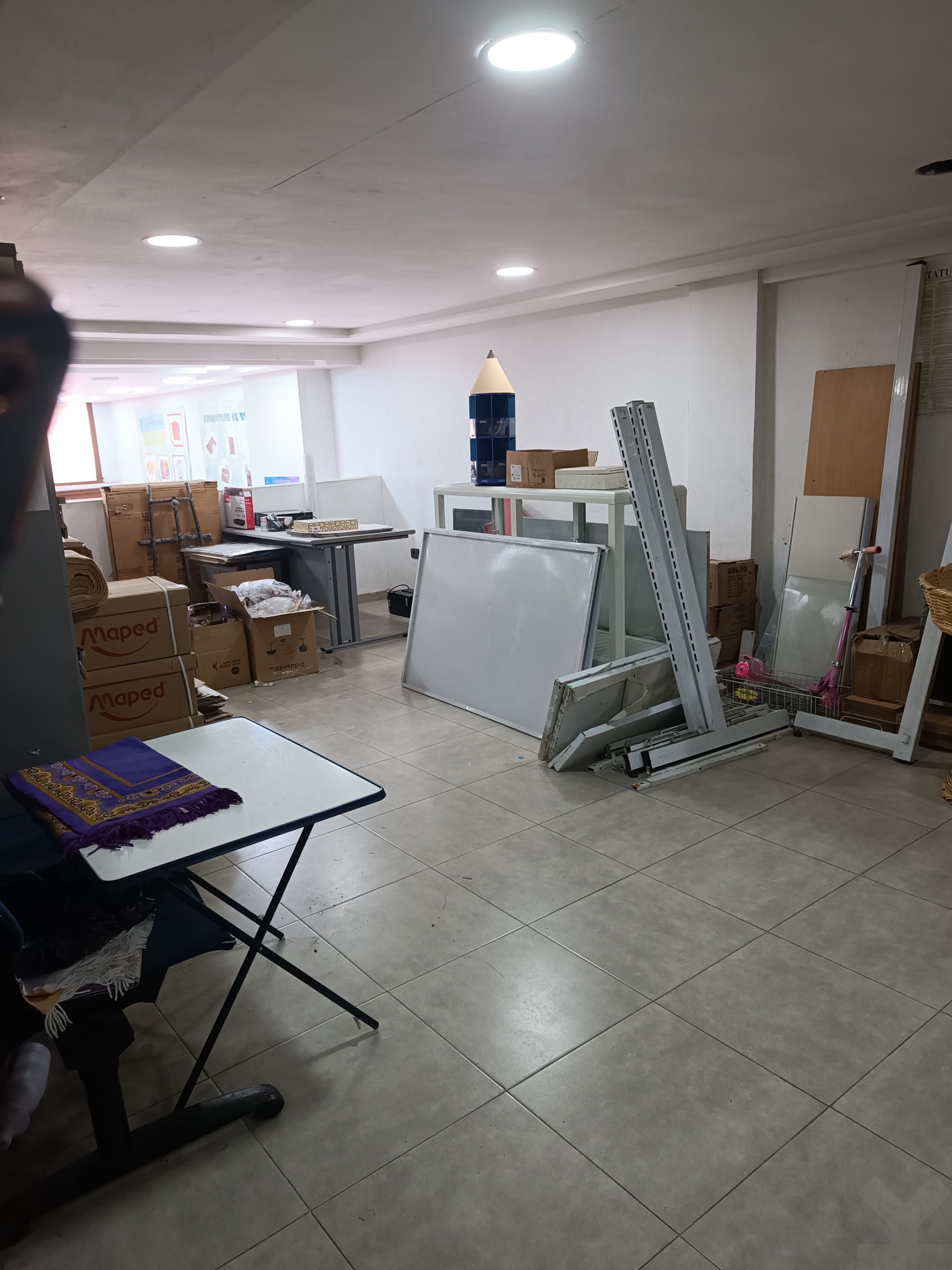Local commercial — Casablanca — 4