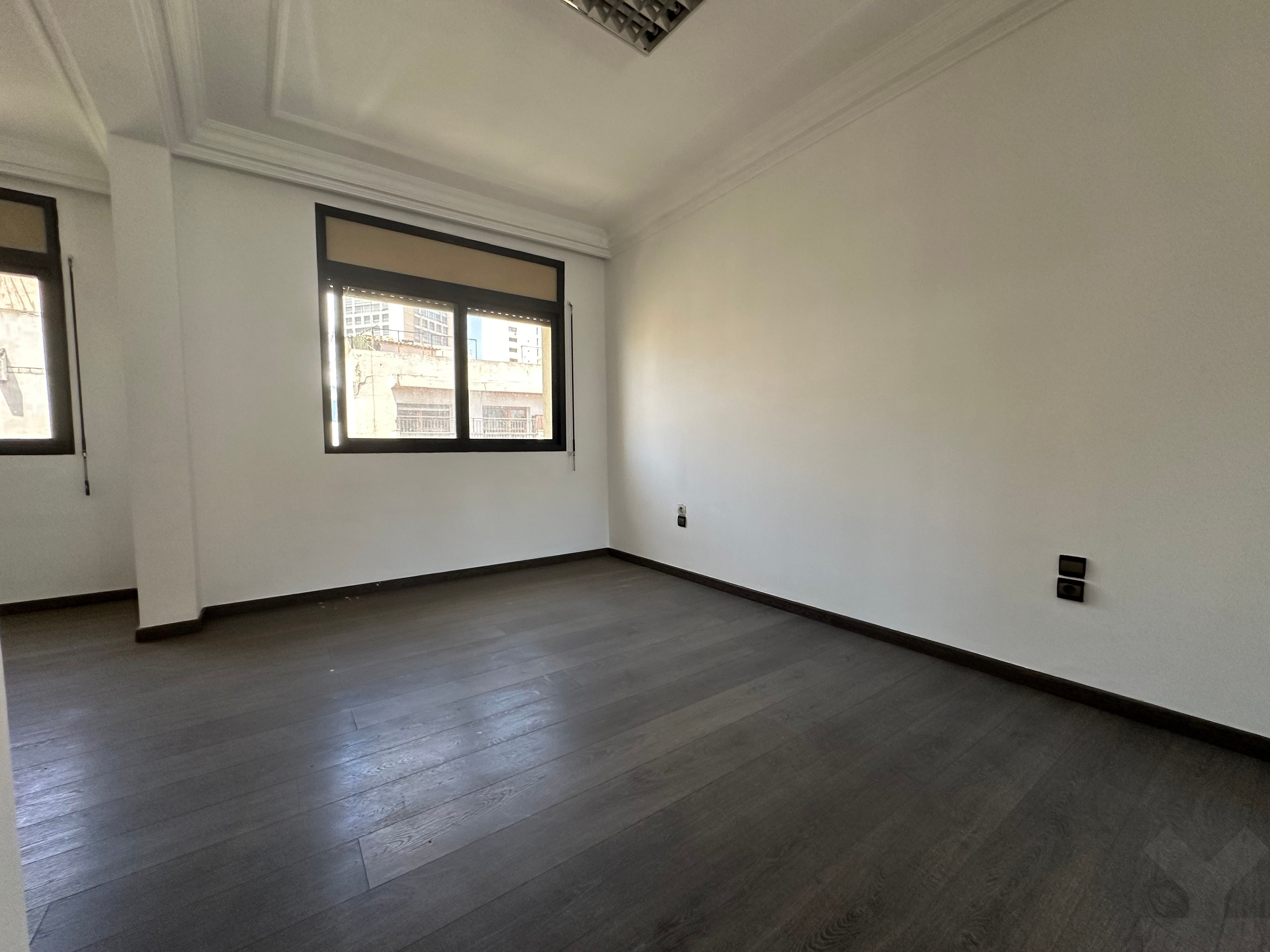 Bureau 148 m² à Maarif — 17